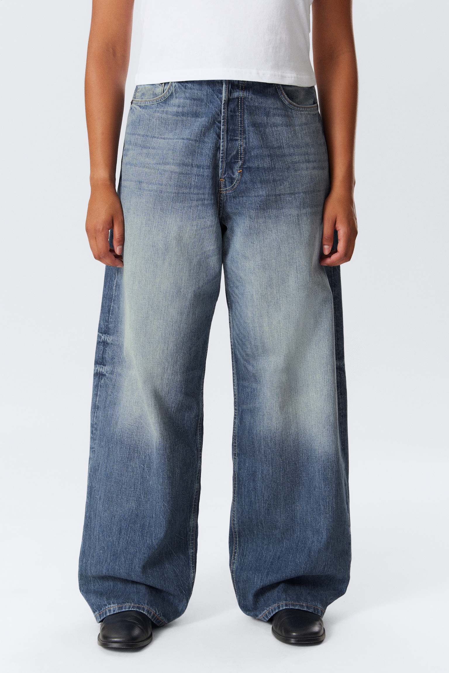 Astro Loose Baggy Leg Jeans - Board Blue - Medium Blue/Black Rinse - Black/Blue Stream - Medium Blue/Blue One - Medium Blue/Tuned Black - Black/Blue Rinse - Dark Blue/Mine Grey/Snow Blue - Light Blue/Mine Blue - Medium Blue/Torn Blue - Medium Blue - 10
