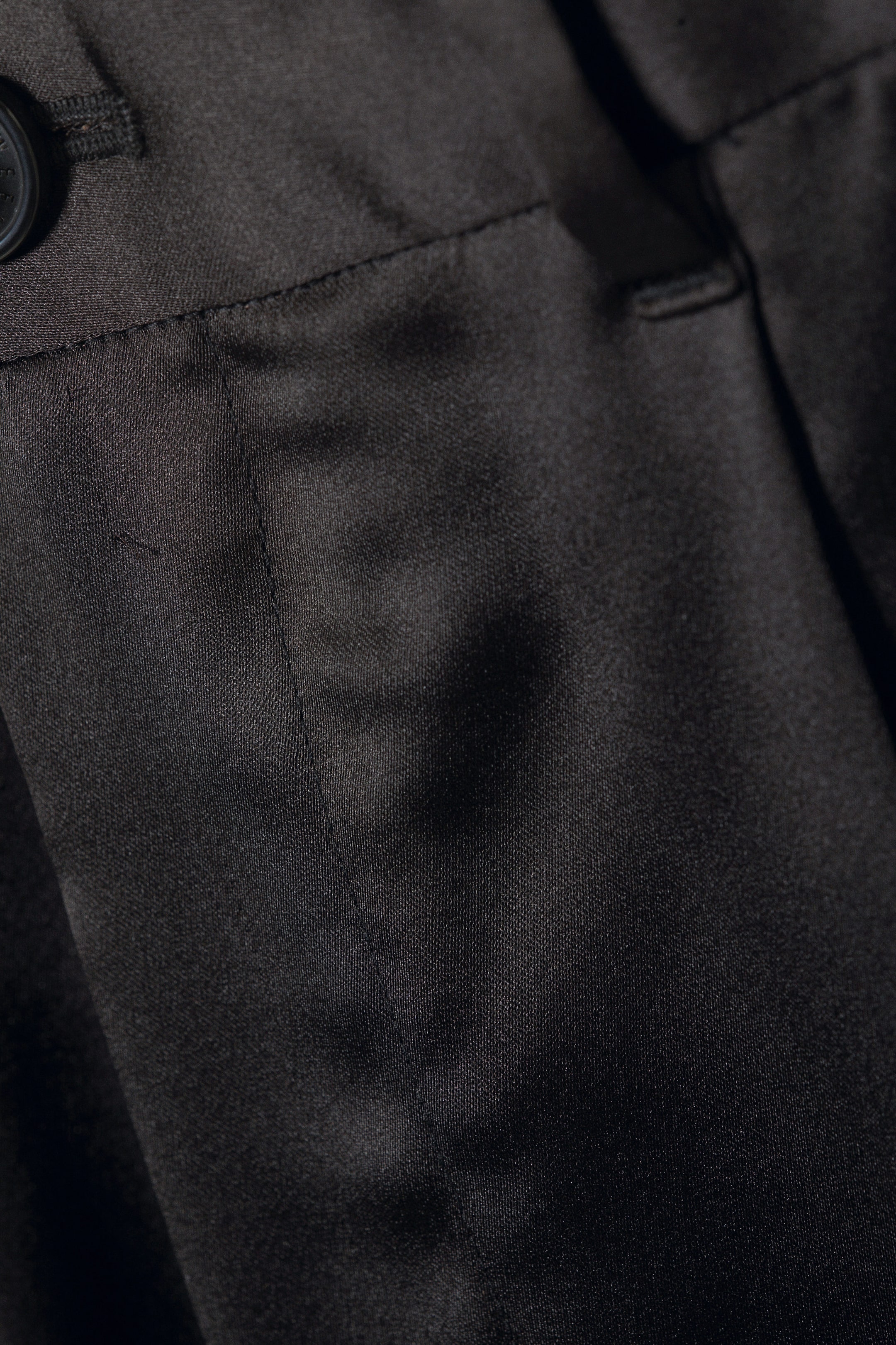 Black - Uno Loose Shiny Trousers - 1