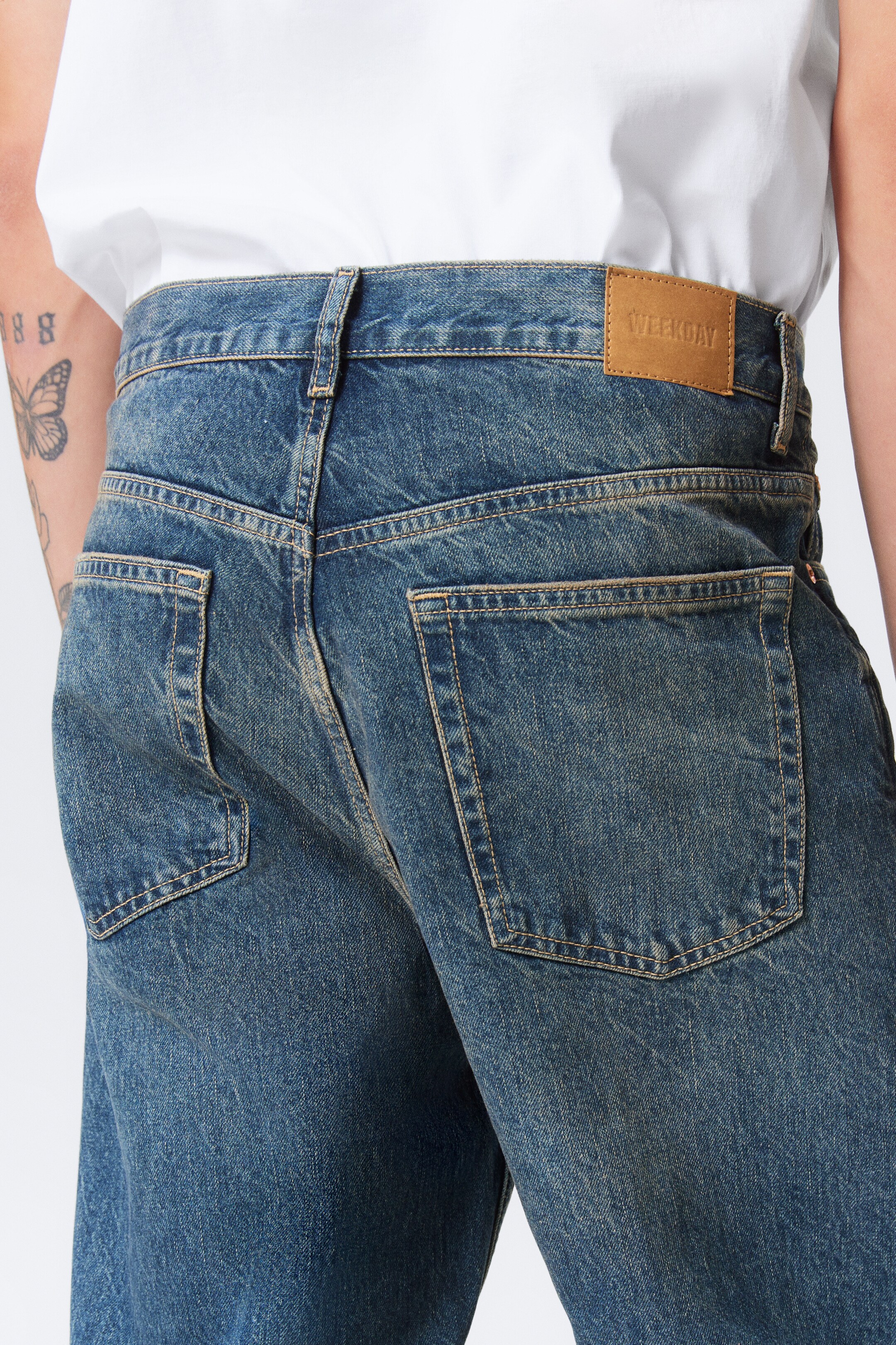Προβολή μεγαλύτερης εικόνας: Galaxy Loose Straight Leg Jeans - Moss Blue - Men | H&M GR 6