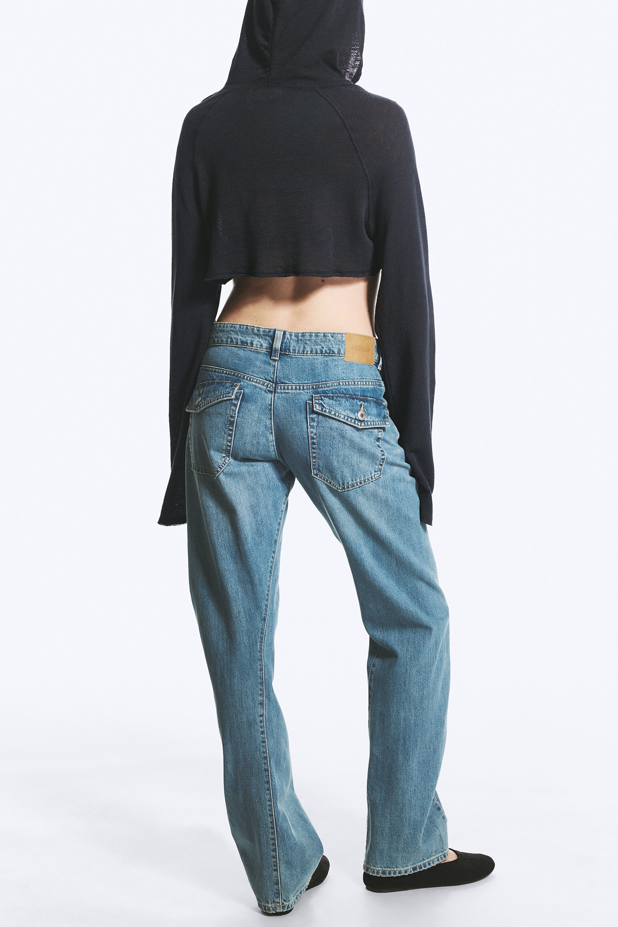 Sea Breeze Blue - Mittelblau - Skewed Low Waist Relaxed Jeans - 4