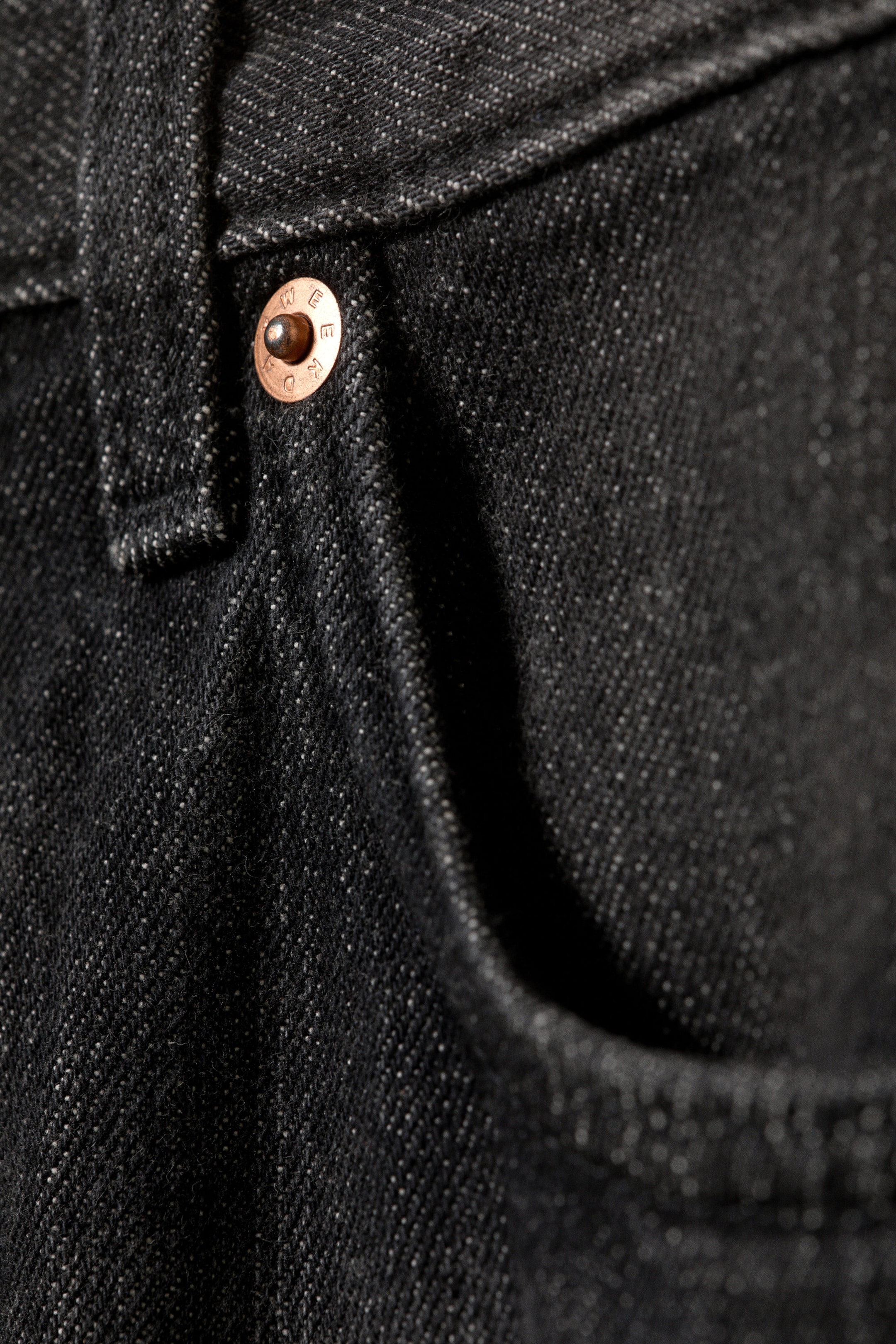 Chelsea Black - Black - Nebula Mid Rise Loose Barrel Leg Unisex Jeans - 9