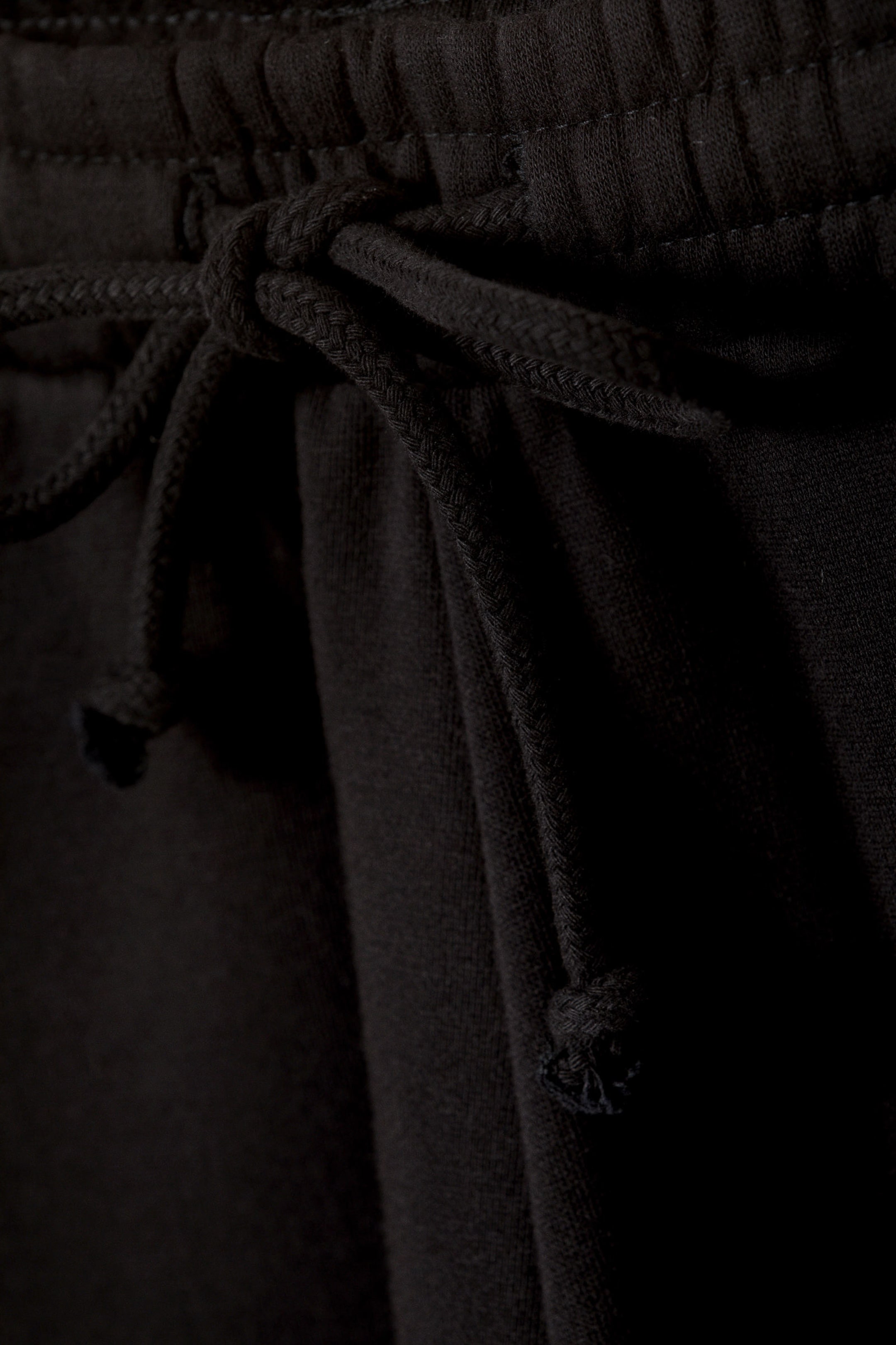 Black - Classic Sweatpants - 2