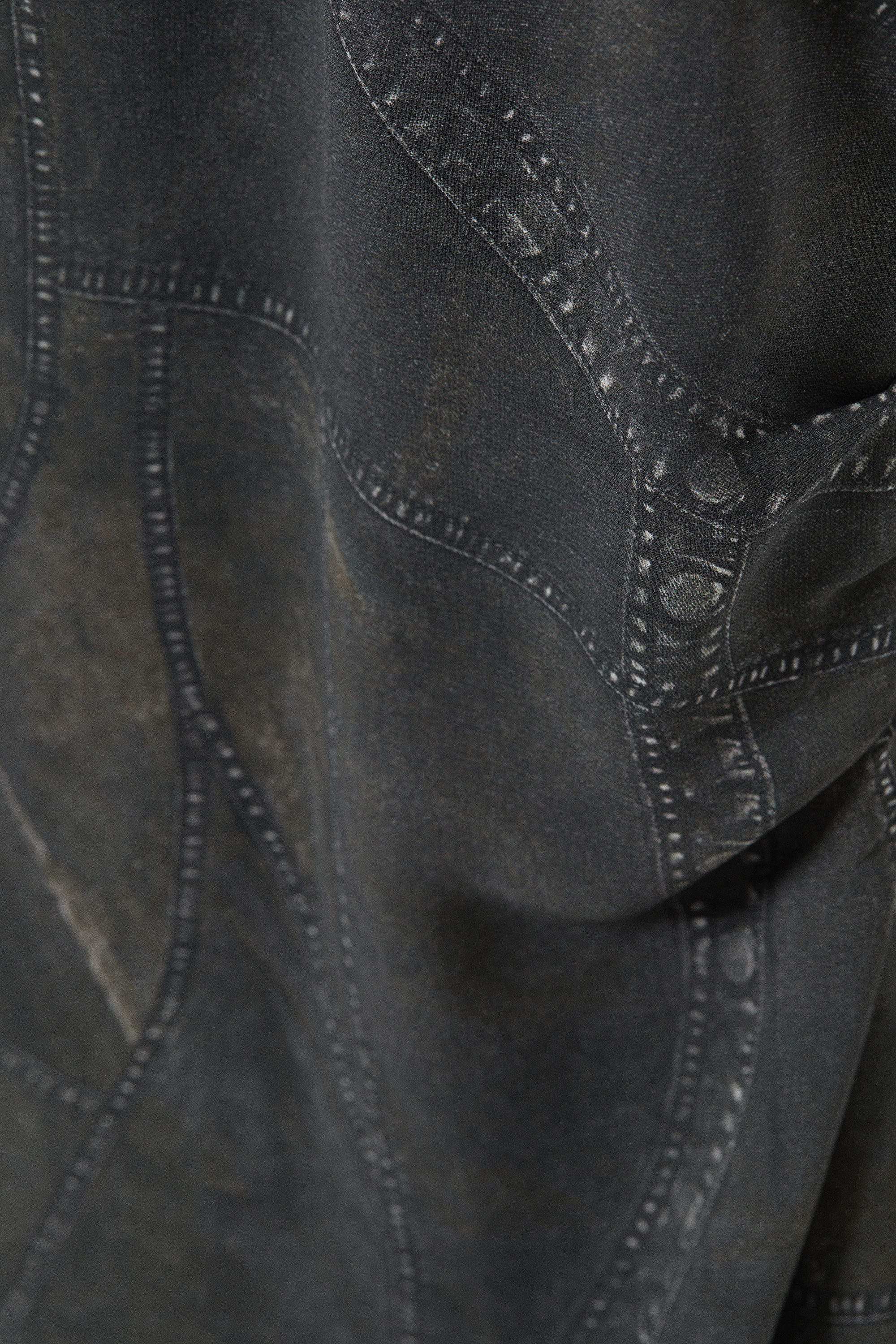 Mörkgrå - Enaxlad miniklänning i satin - 3