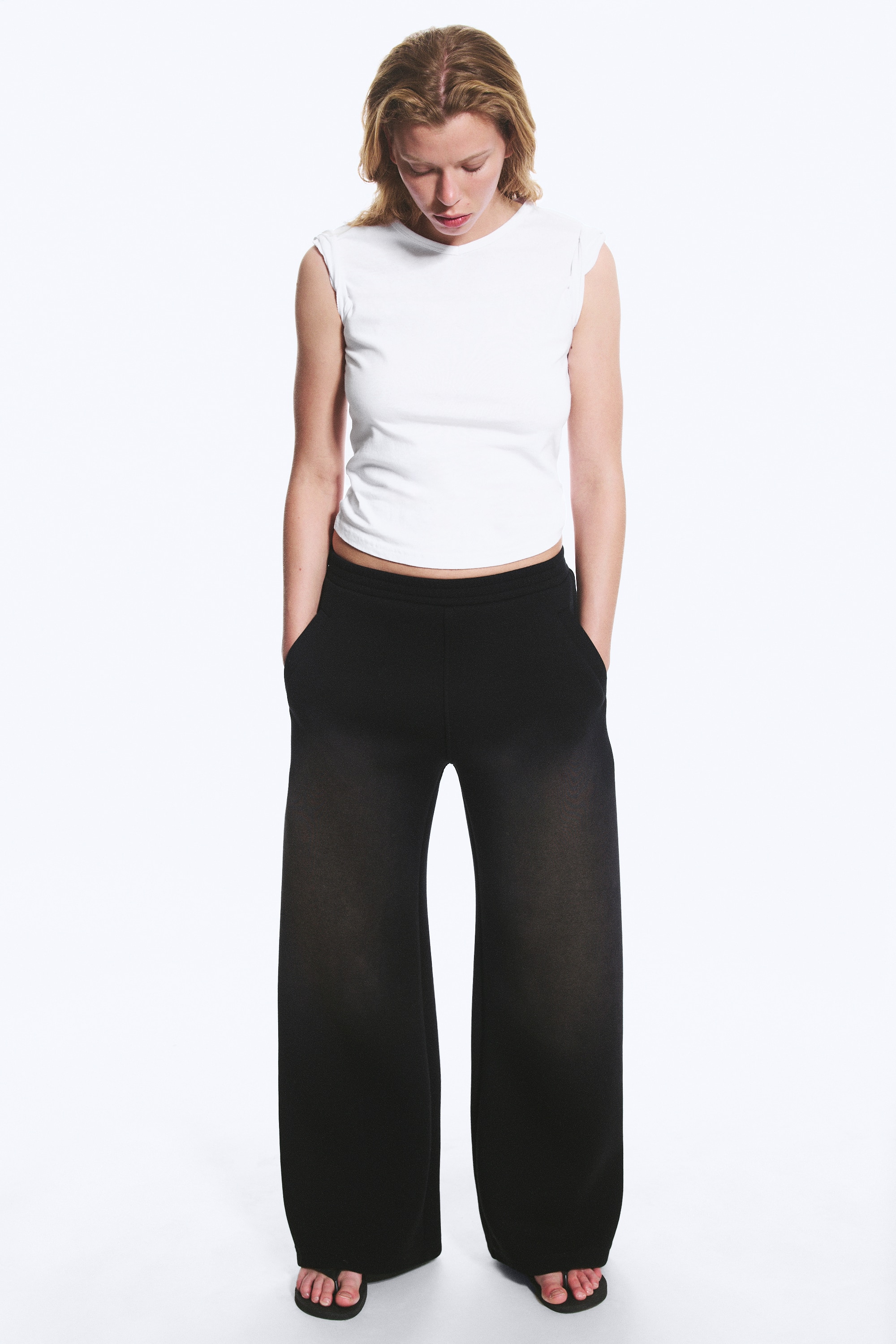 Washed Wide Leg Scuba Sweatpants-Forvasket sort