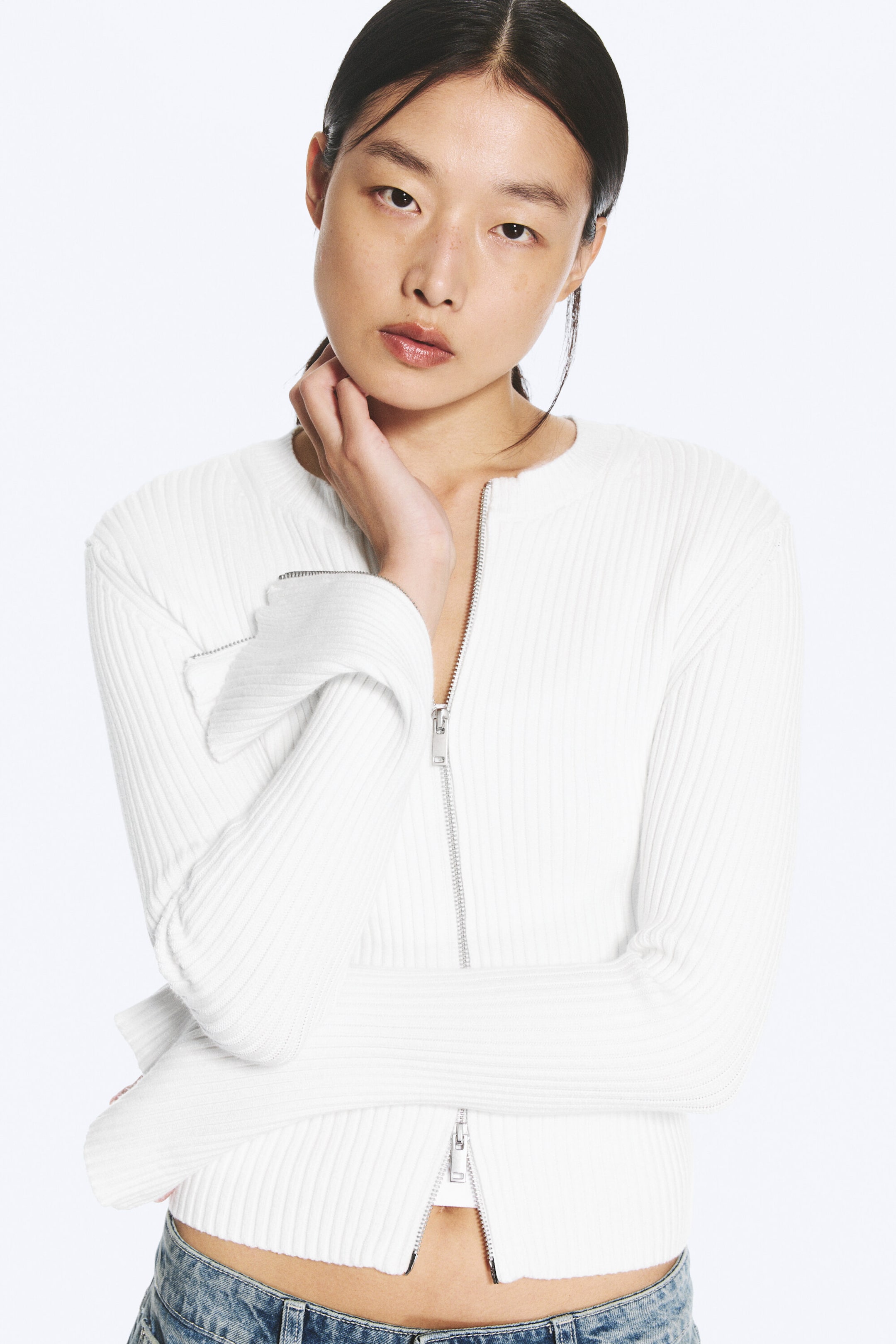 Offwhite - Taillierter Ripp-Cardigan mit Reißverschluss - 2