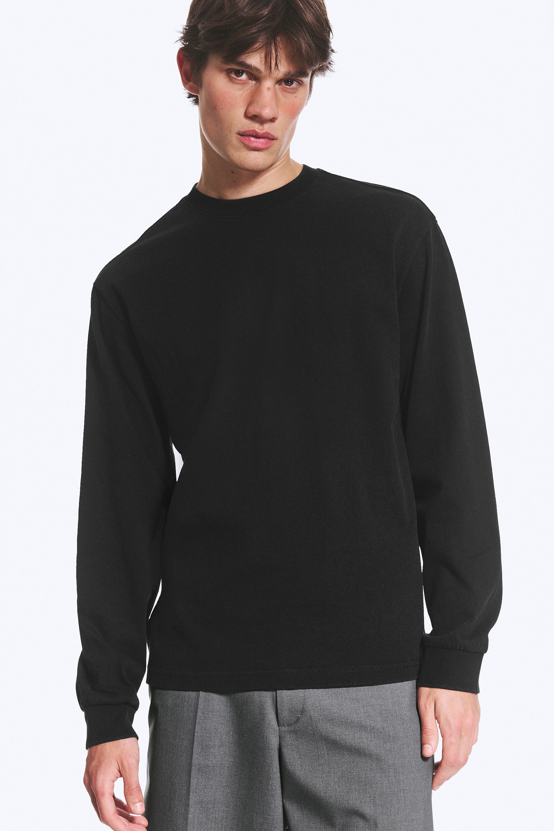 Schwarz - Longsleeve mit lockerer Passform - 1