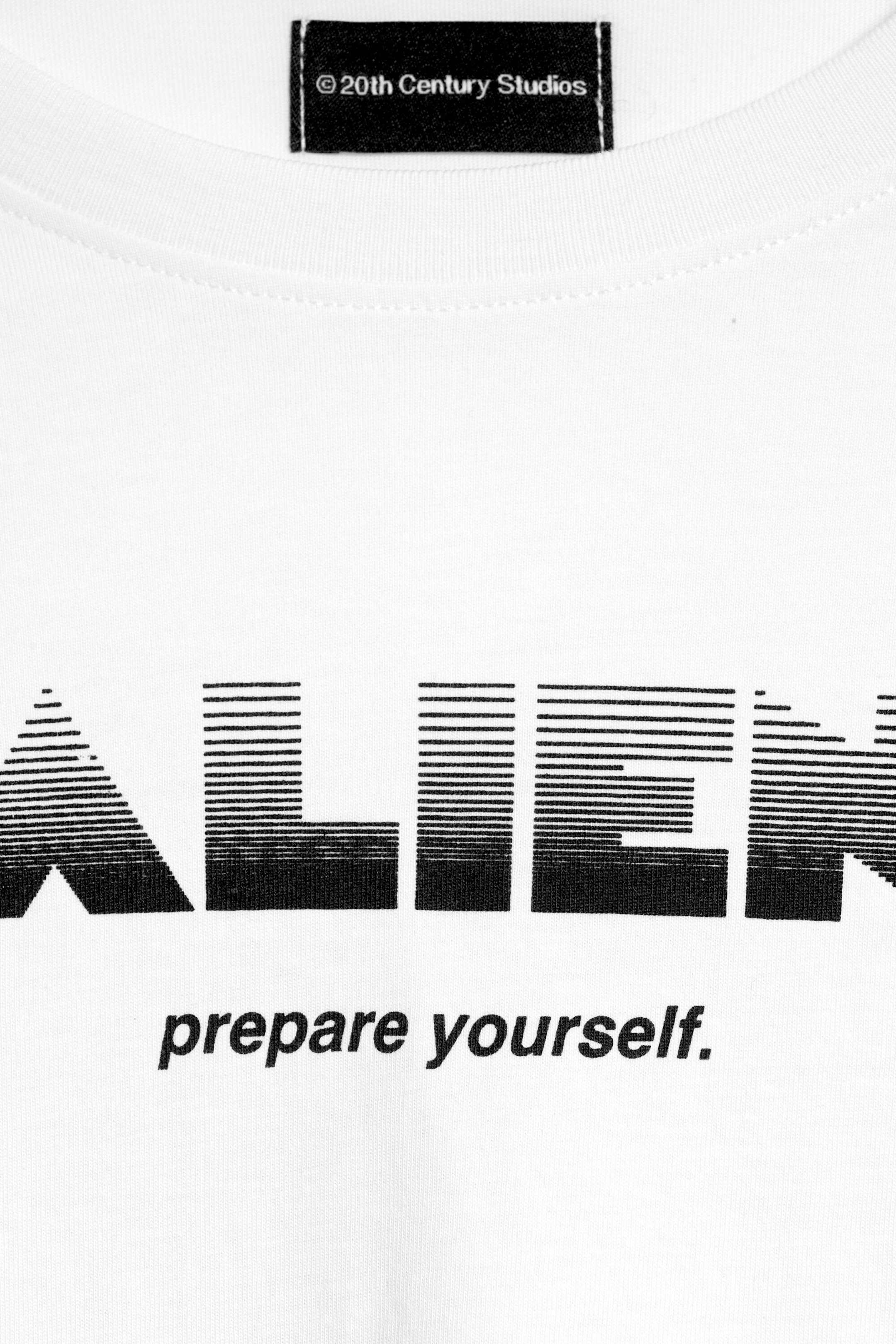 Off-white - Alien Loose-Fit Long-Sleeved T-shirt - 5