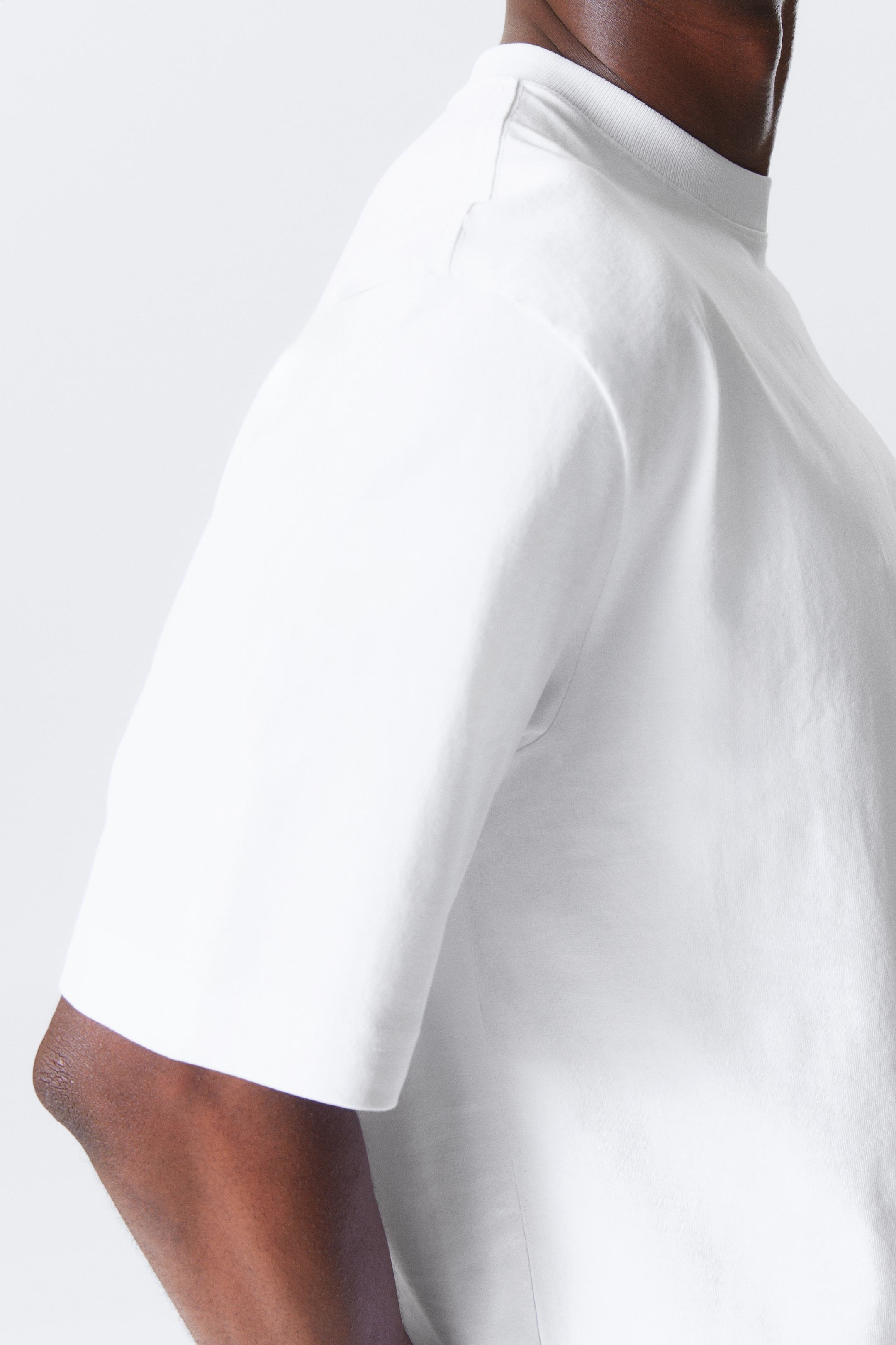 Grotere afbeelding bekijken: Relaxed fit katoenen overhemd met korte mouwen - Wit - HEREN | H&M BE 2