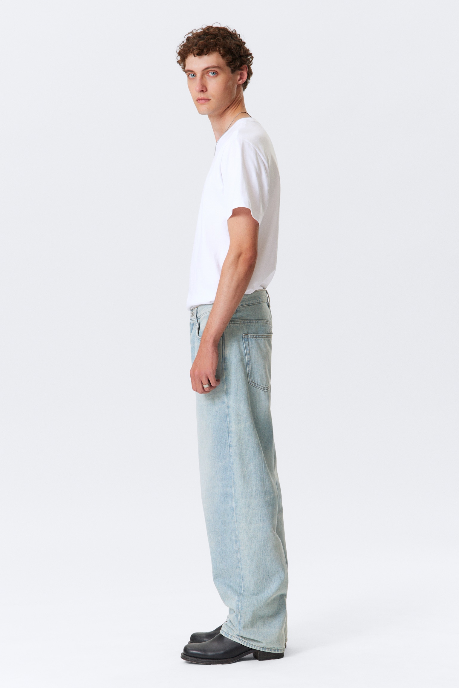 Sphere Low Waist Loose Straight Leg Jeans - Aeon Blue - Hellblau/Blue Ray - Dunkelblau/Black Rinse - Schwarz/Baltic Blue - Dunkelblau/Mine Grey - Dunkelgrau/Cyan Dust - Mittelblau/Blue Layer - 6