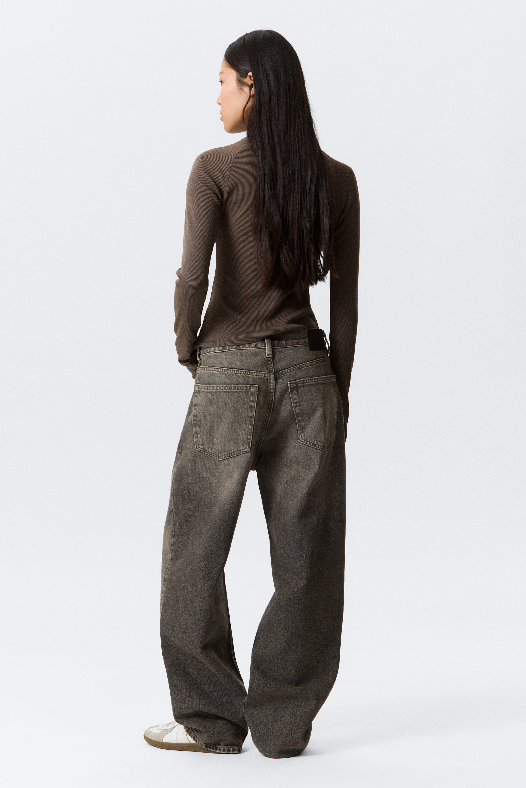 Redondo Black - Black - Galaxy Mid Rise Loose Straight Leg Jeans - 9