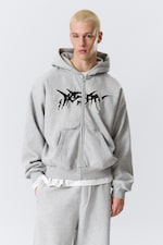 Grau meliert - "Dream" - Grafischer Zip-Hoodie mit eckigem Schnitt - 0