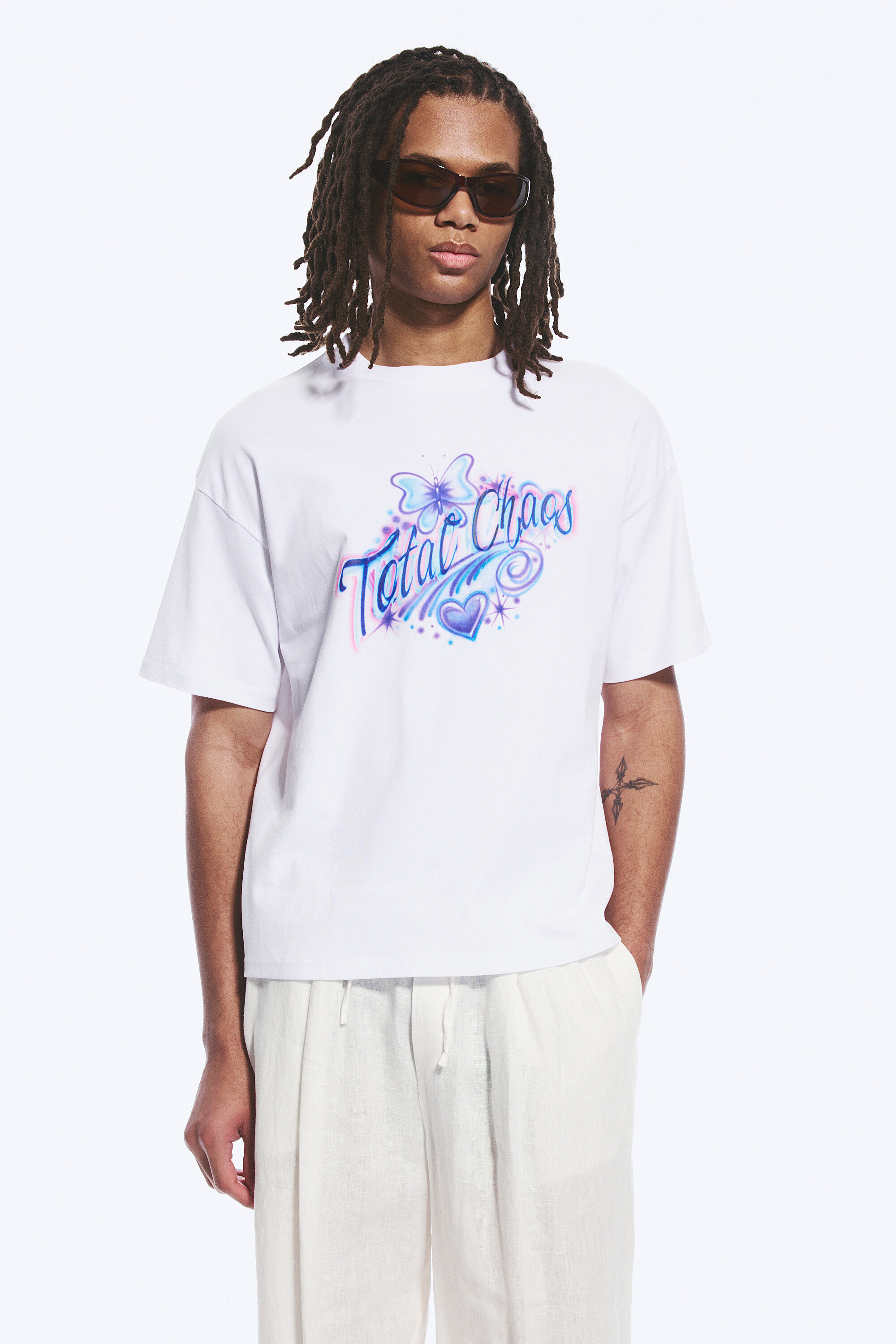 boxy printed graphic t-shirt - White - Total Chaos | Weekday EU