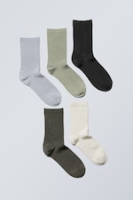Neutrale Akzente - Glänzende gerippte Socken, 5er-Pack - 0