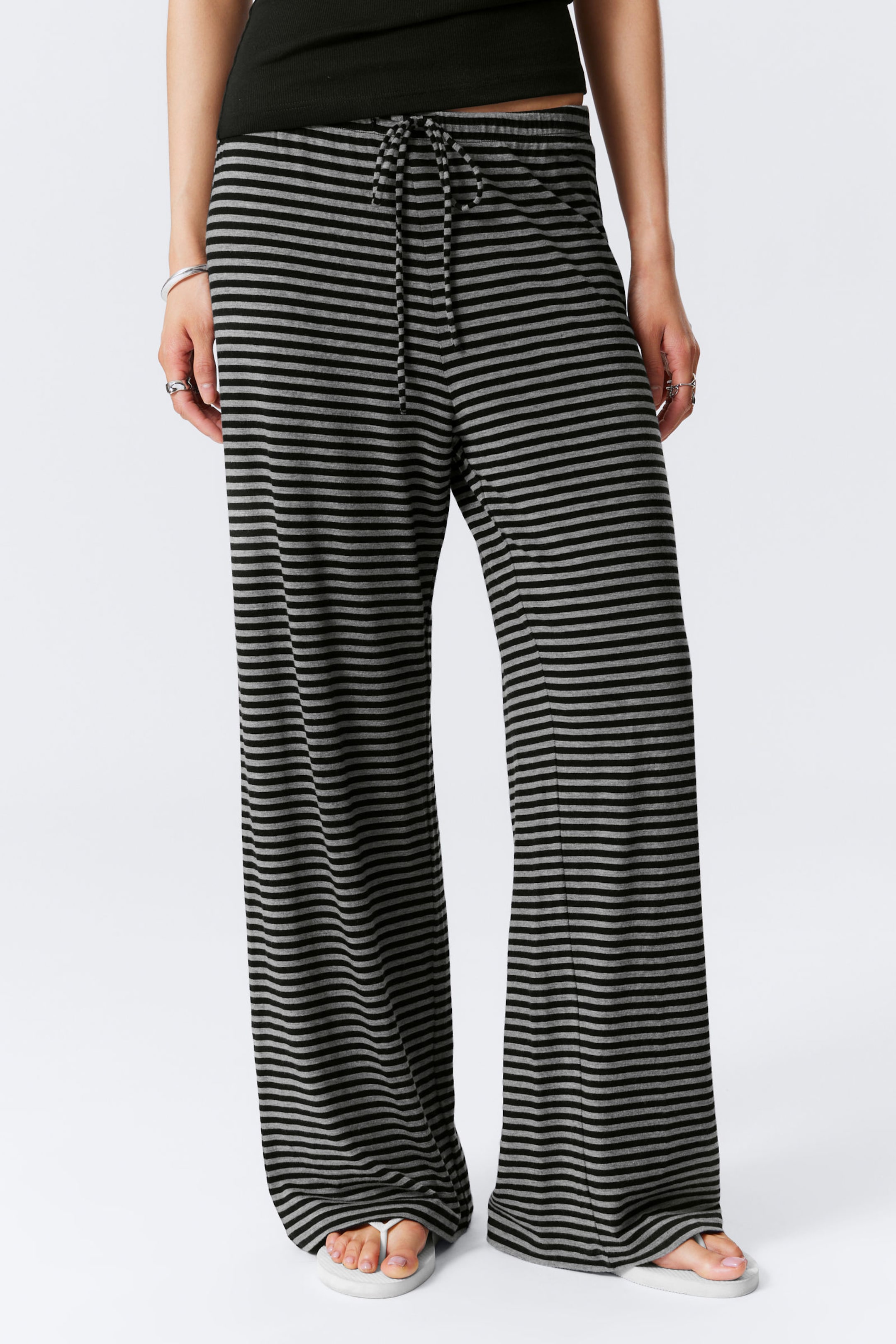 #969696 - Weit geschnittene Lyocell-Hose zum Hineinschlüpfen - 2