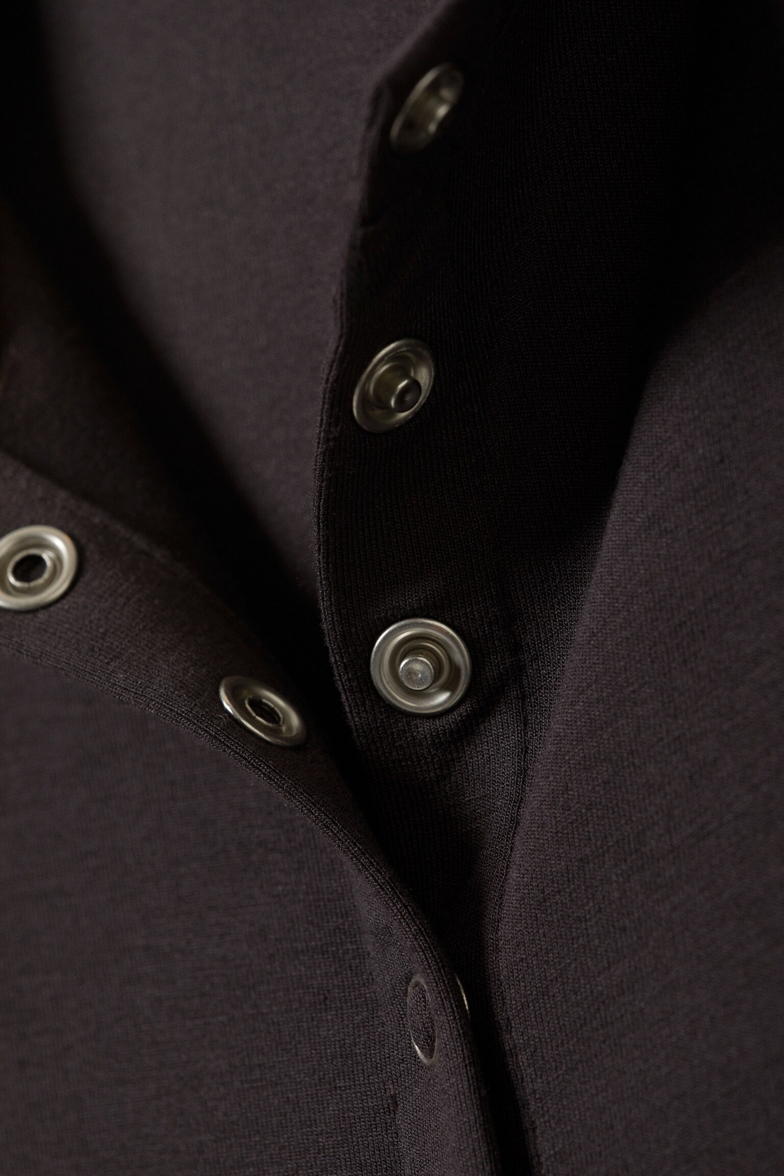 Slim Long-Sleeved Buttoned Cardigan - Dark Brown/Sötét szürke csíkos/Black/Sötétkék/White - 3