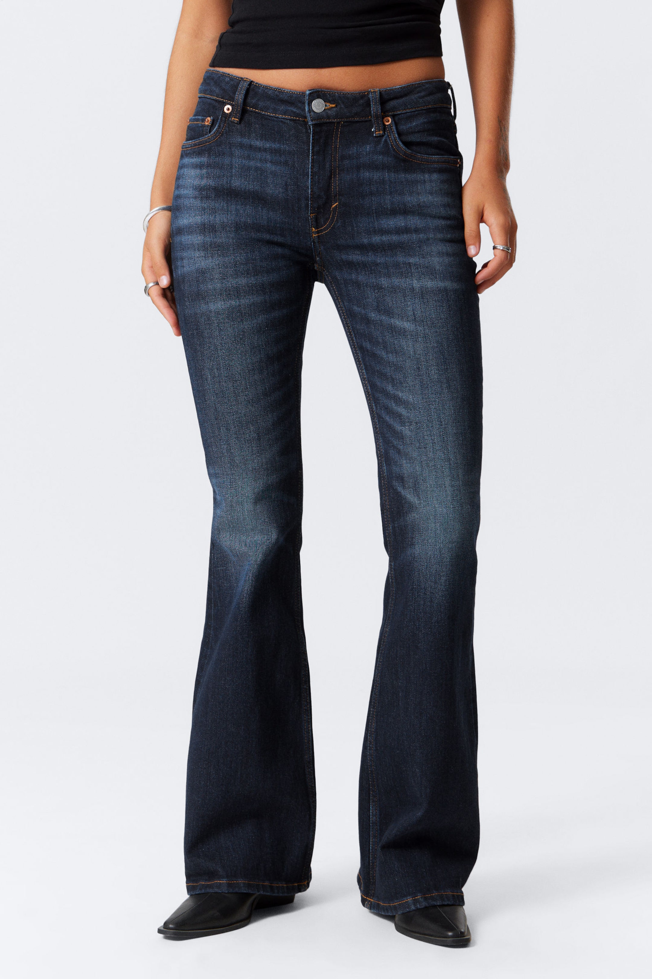 Vein Blue - Dunkelblau - Flame Low Waist Slim Flared Leg Jeans - 2