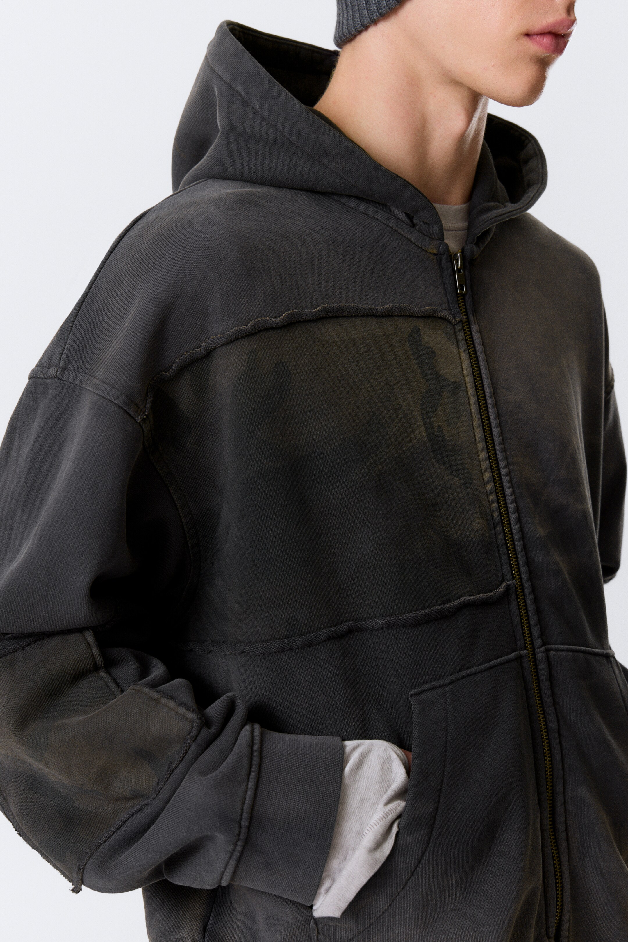 Visa större bild: Tvättad patchwork-zip-hoodie - Tvättad mörkblå - HERR | H&M FI 5