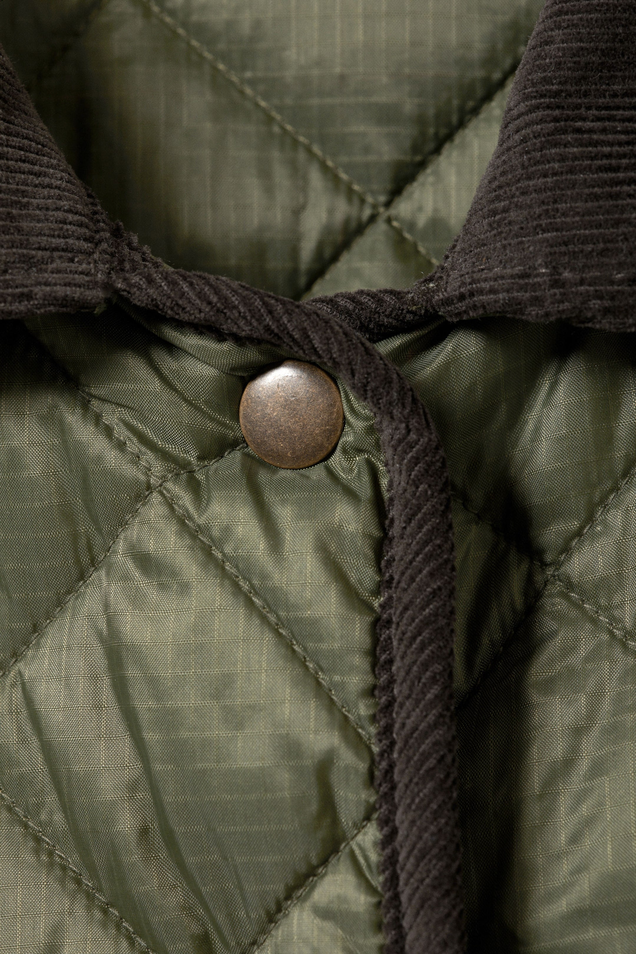 Dark Khaki Green - Oversized Quilted Liner Jacket - 4