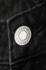 Tuned Black - Black - Missy Low Rise Loose Straight Leg Jeans - 6