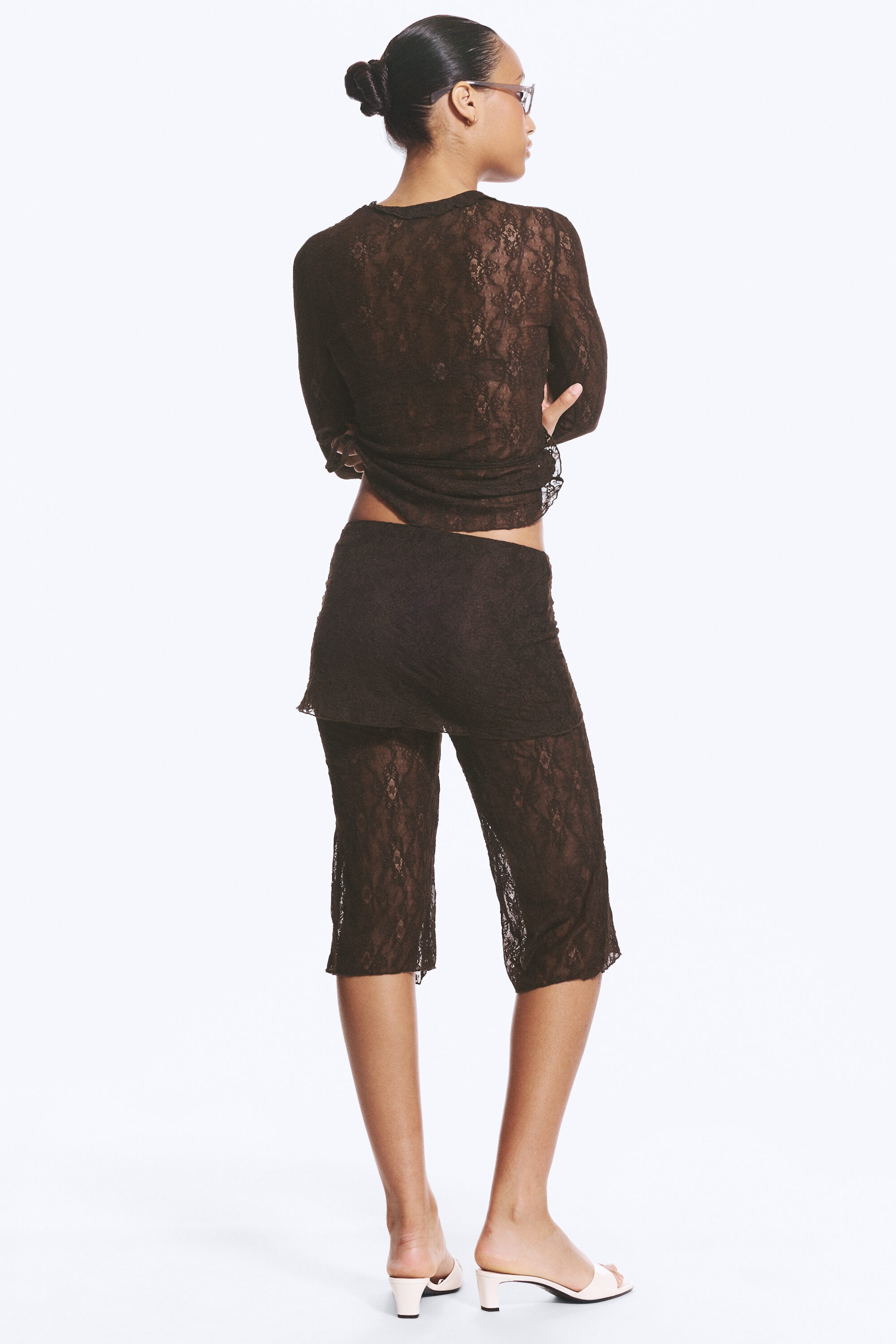 Marron foncé - Pantalon capri en dentelle - 3