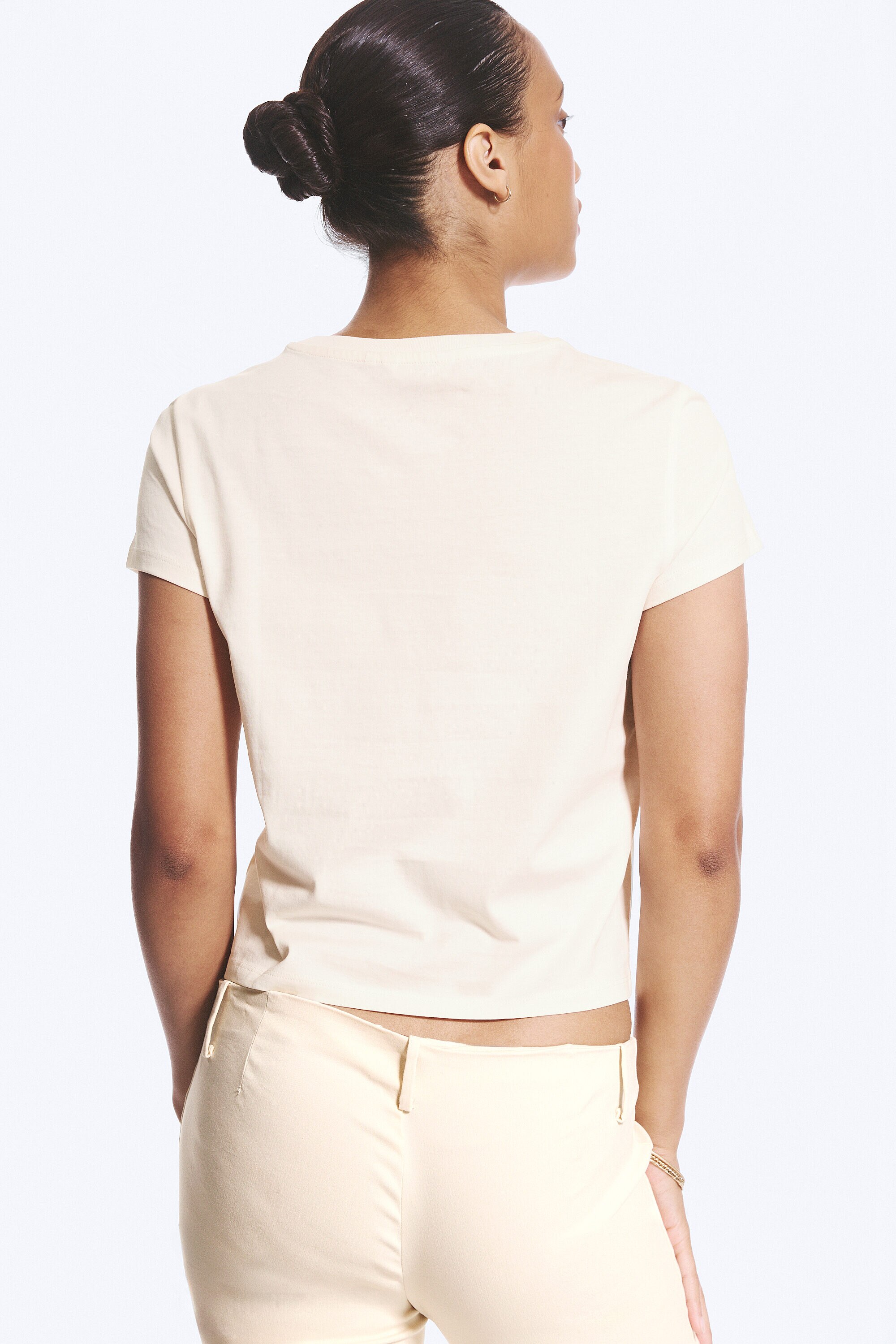 rosabel printed baby tee - Light Beige - Cherry | Monki WW