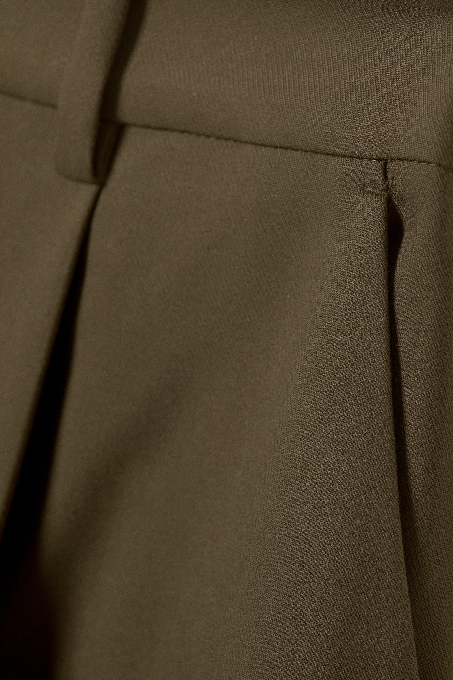 Low Waist Wide Suiting Trousers - Dark Khaki Green/Black - 6