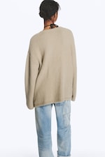 Støvet beige - Oversized V-hals cardigan - 2