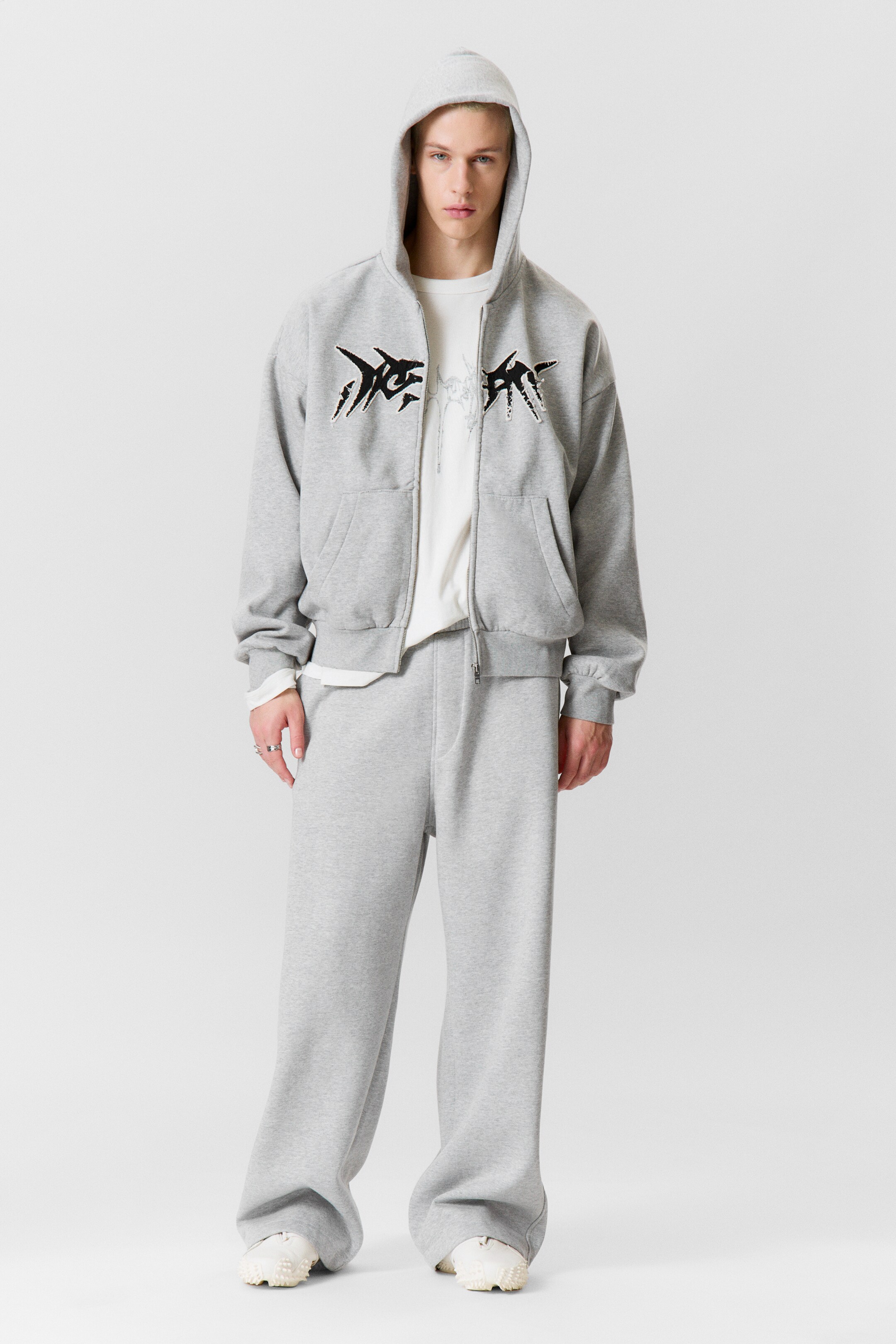 Visa större bild: Boxig Printad Zip-Hoodie - Gråmelerad - Dream - HERR | H&M SE 2