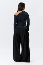 Dunkelblau - Asymmetrisches, drapiertes Mesh-Top aus Samt - 2