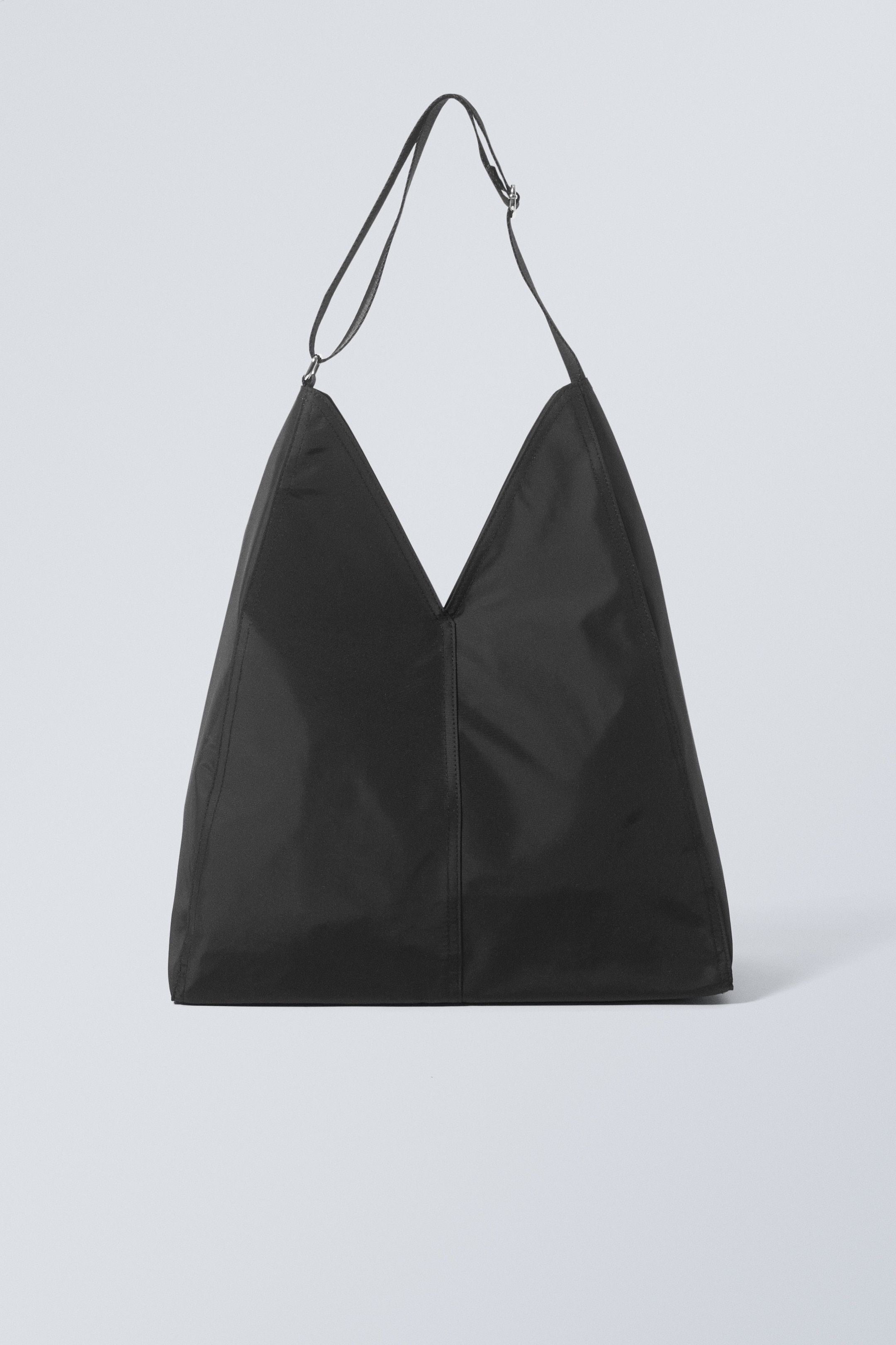 Schwarz - V-förmige Schultertasche aus Nylon - 0