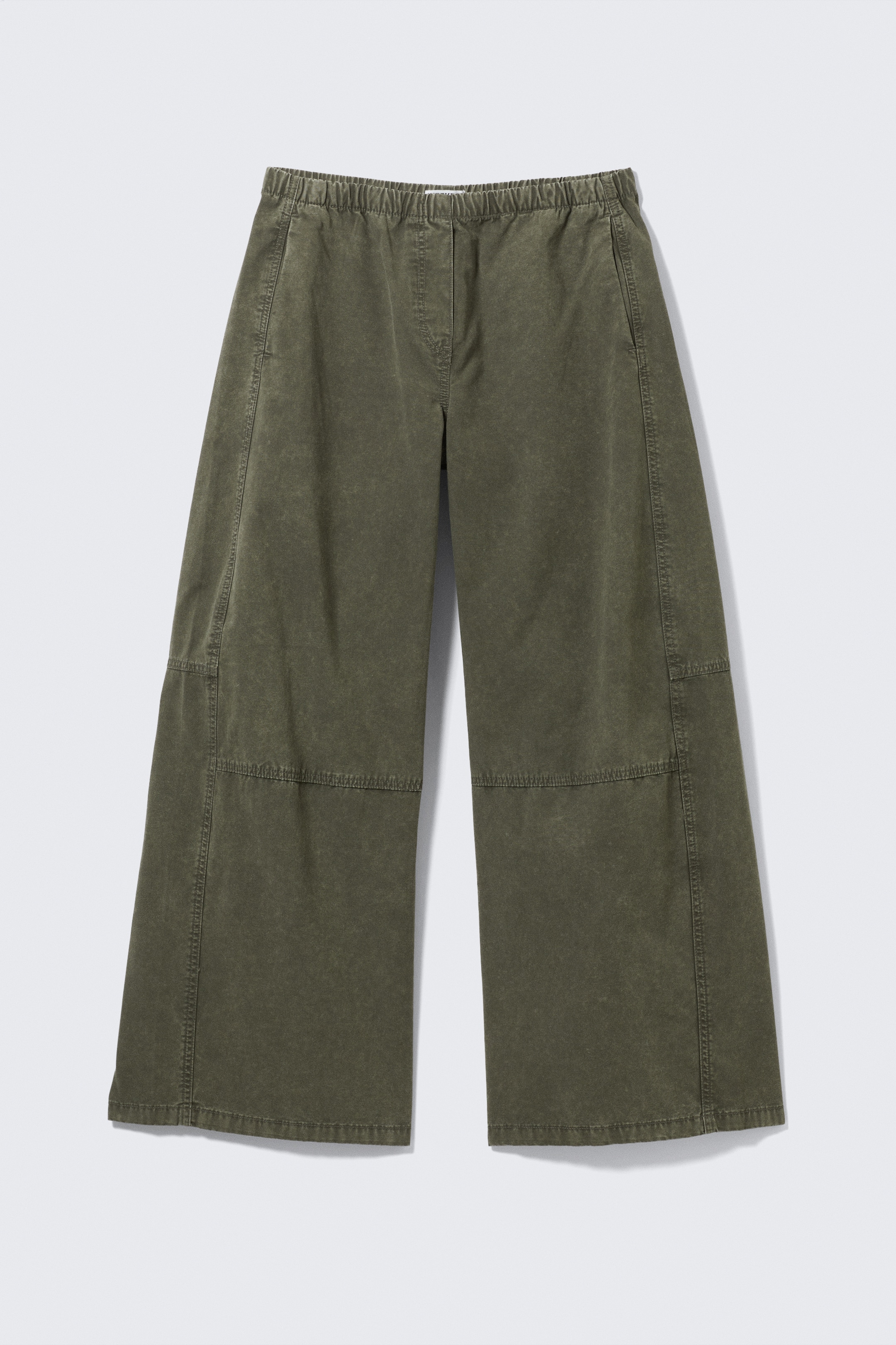 Größeres Bild ansehen: Baggy-Hose aus washed Canvas mit niedrigem Bund - Verwaschenes dunkles Khakigrün - Ladies | H&M DE 4