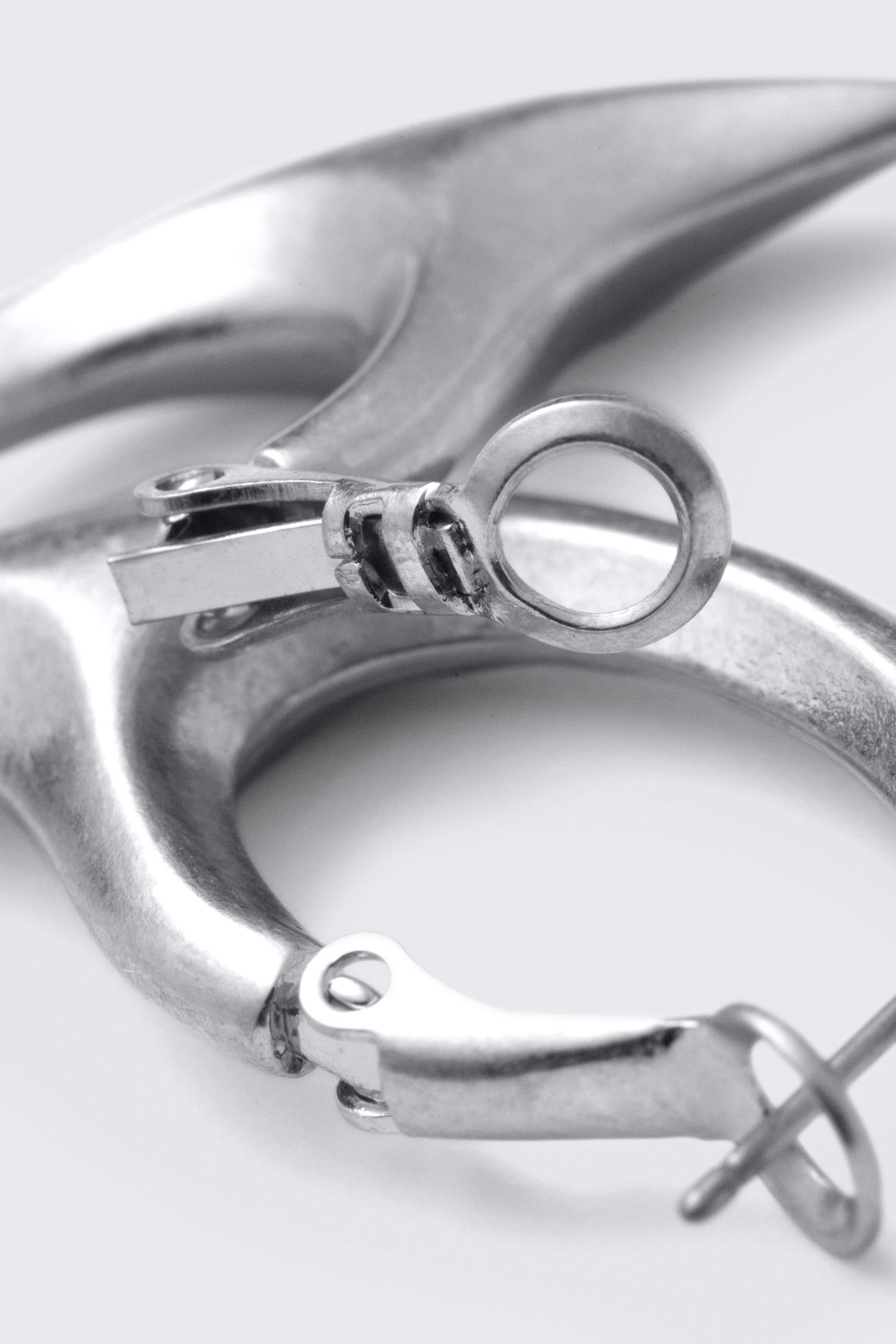 Silver - Claw Hoop Earrings - 2