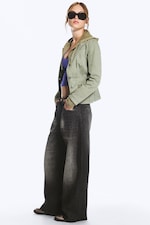 Chafe Black - Looser Regular Waist Loose Straight Jeans - 5