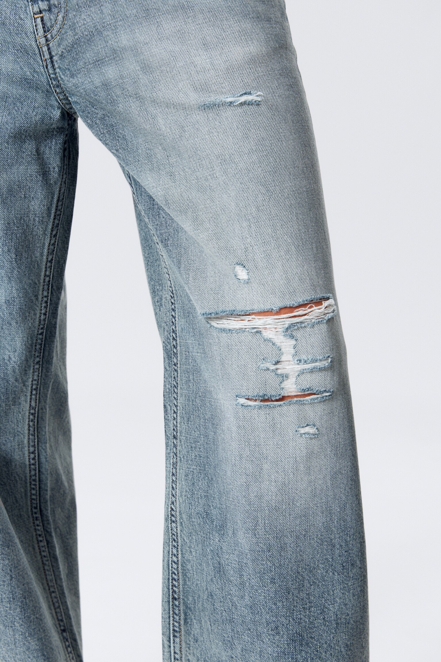 Dynasty Low Rise Loose Wide Leg Jeans - Torn Blue - Azul medio - 5