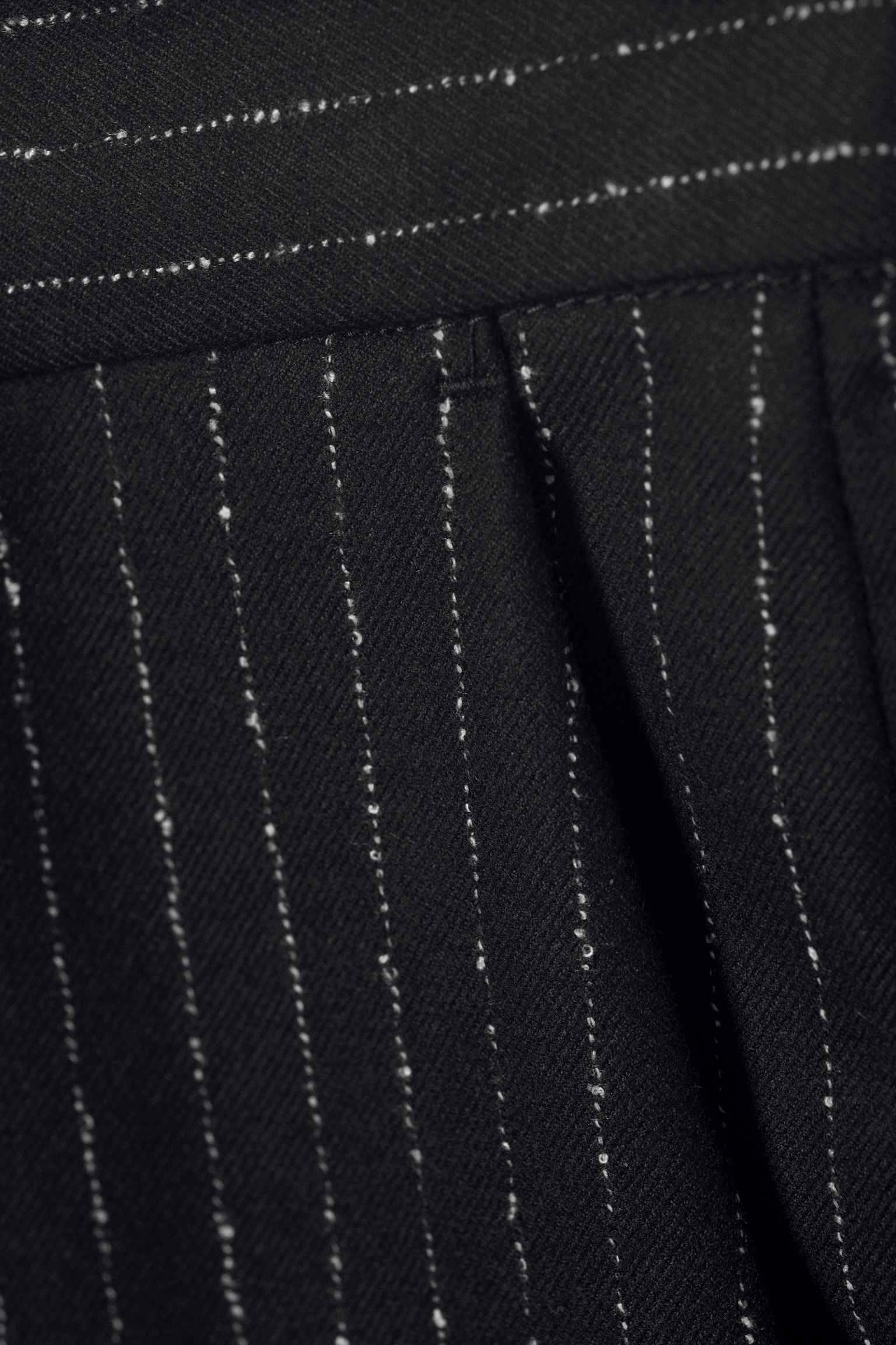 Oversized Suit Trousers - Zwart met krijtstreep/Zwart - 4