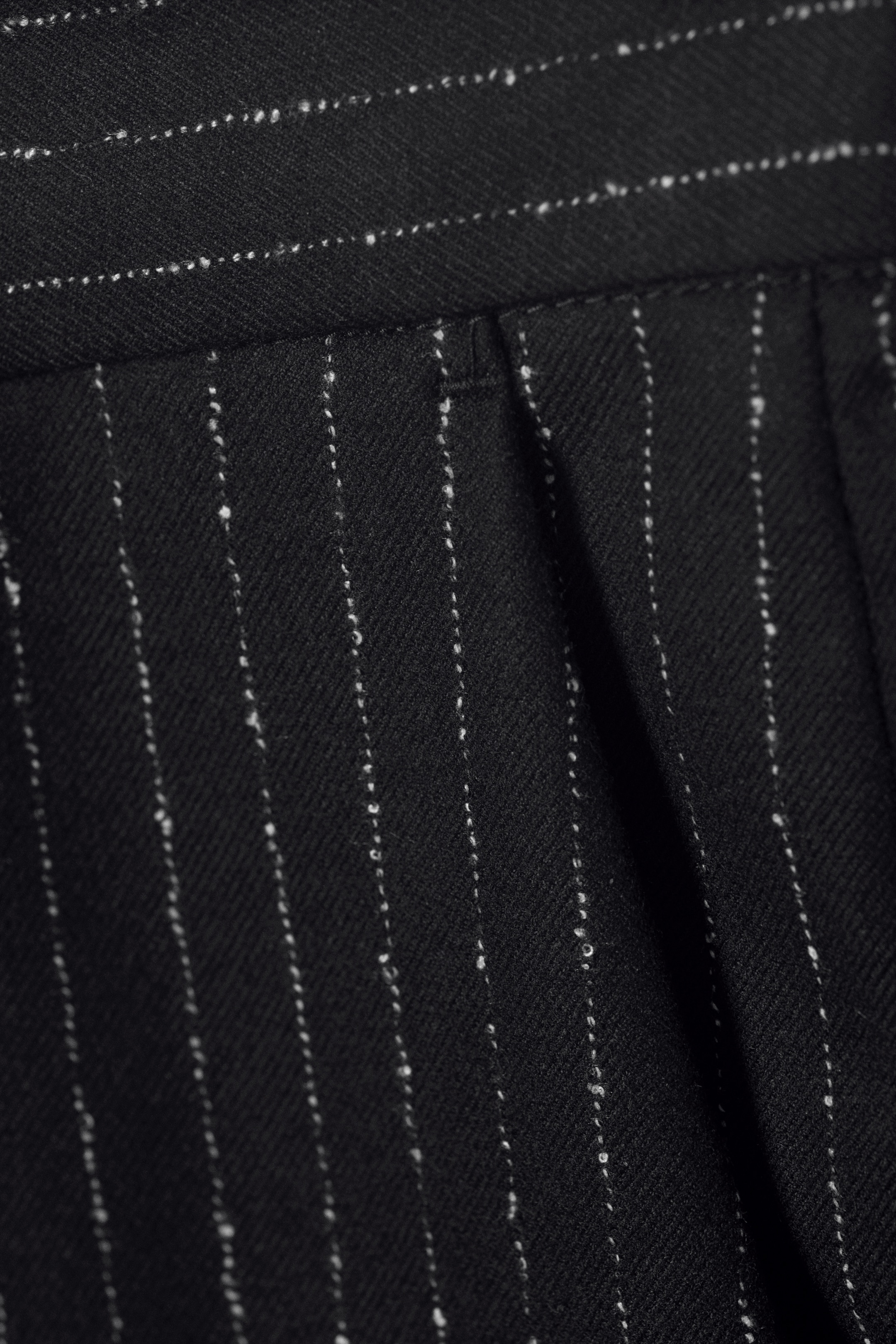 Ingrandisci l'immagine: Relaxed Suit Trousers - Black Pinstripe - UOMO | H&M CH 5