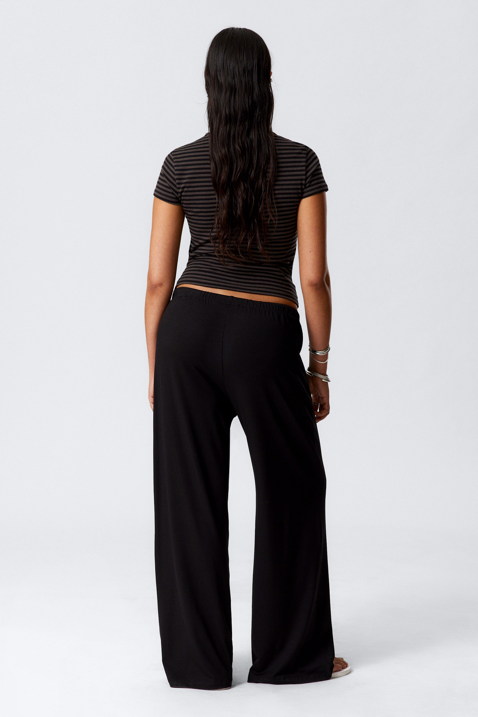 Black - Wide-Leg Pull-On Lyocell Trousers - 3