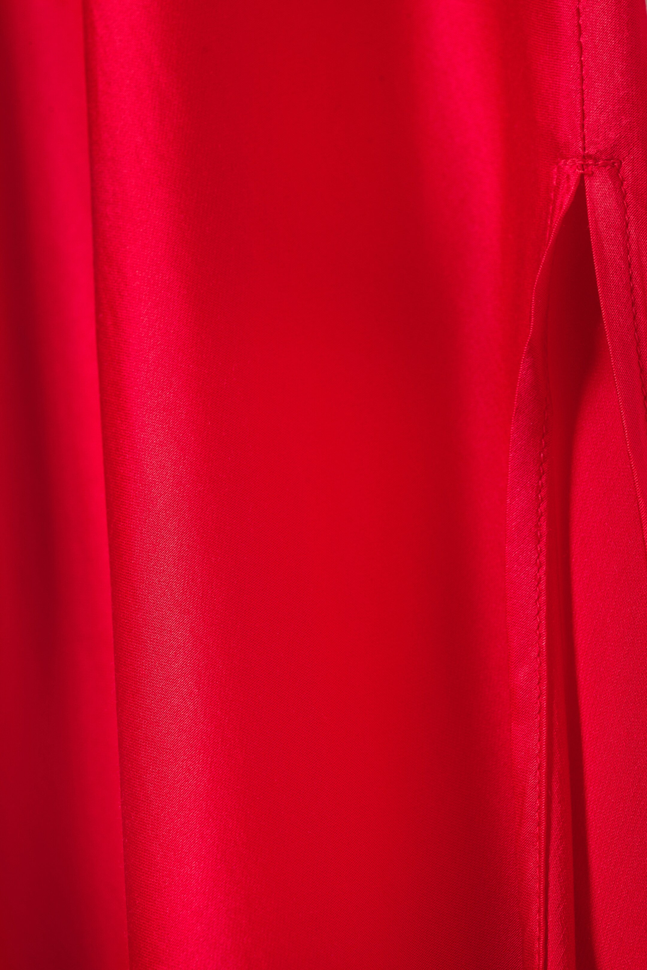 Vezi imaginea mai mare: Low Rise Bias-Cut Satin Maxi Skirt - Bright Red - FEMEI | H&M RO 2
