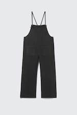 Schwarz - Bequeme Latzhose mit geradem Bein - 4