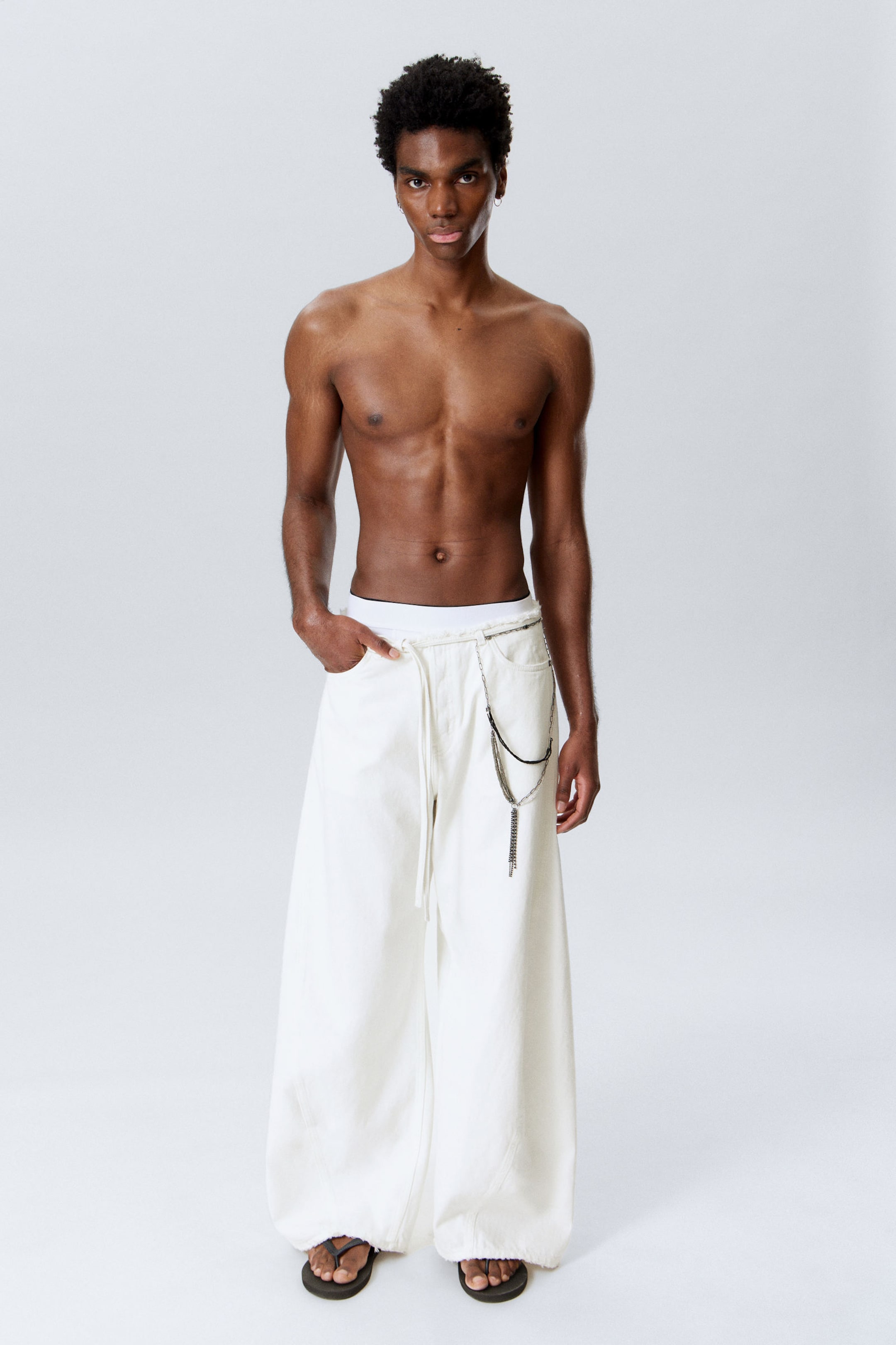 #FFFFFF - Denim-Hose "Motion" mit niedrigem Bund - 2