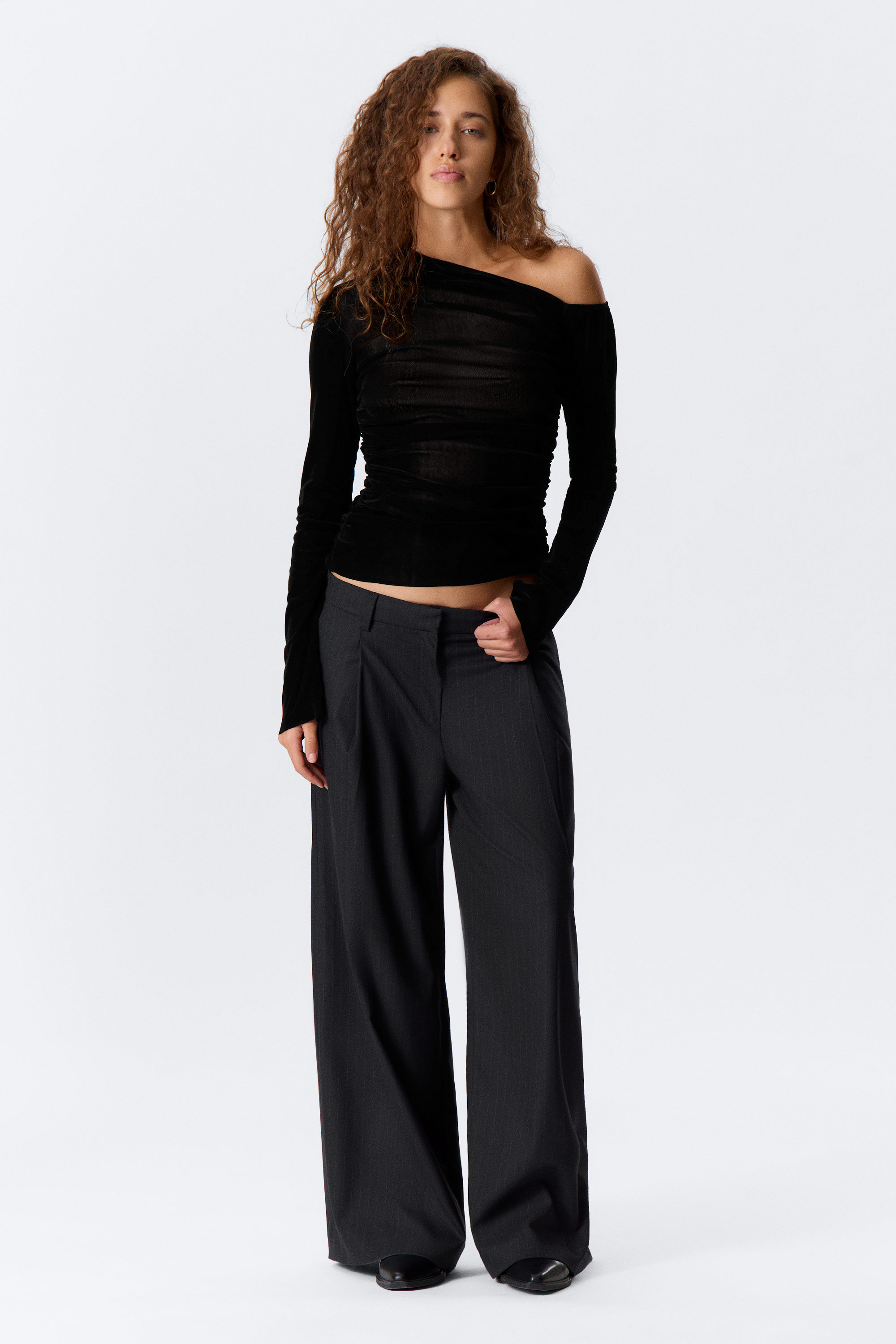 Black - Asymmetrische gedrapeerde top van mesh - 2