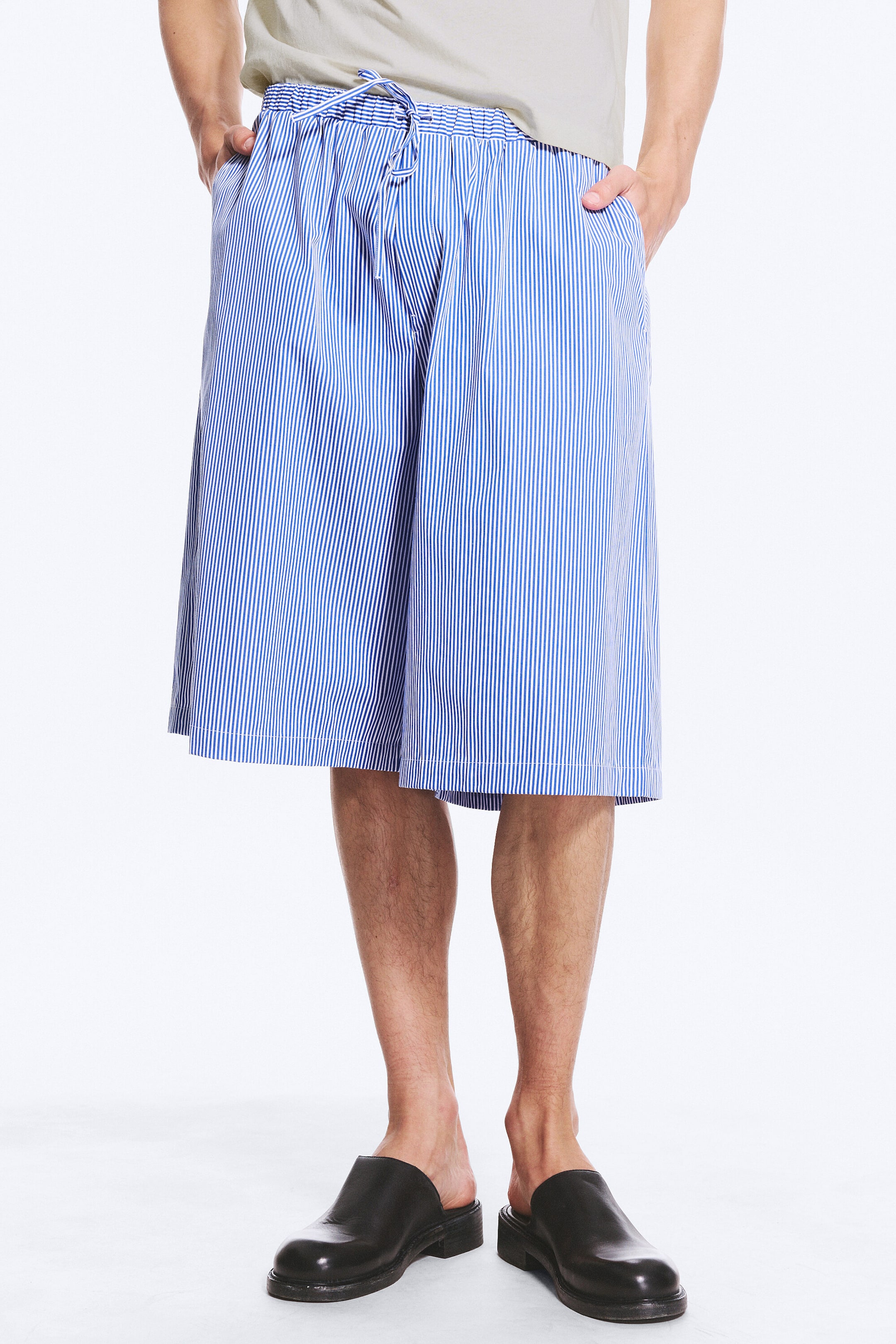 Striped Blue/White - Drawstring Knee-length cotton shorts - 2