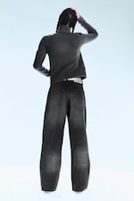 Chafe Black - Looser Regular Waist Loose Straight Jeans - 4