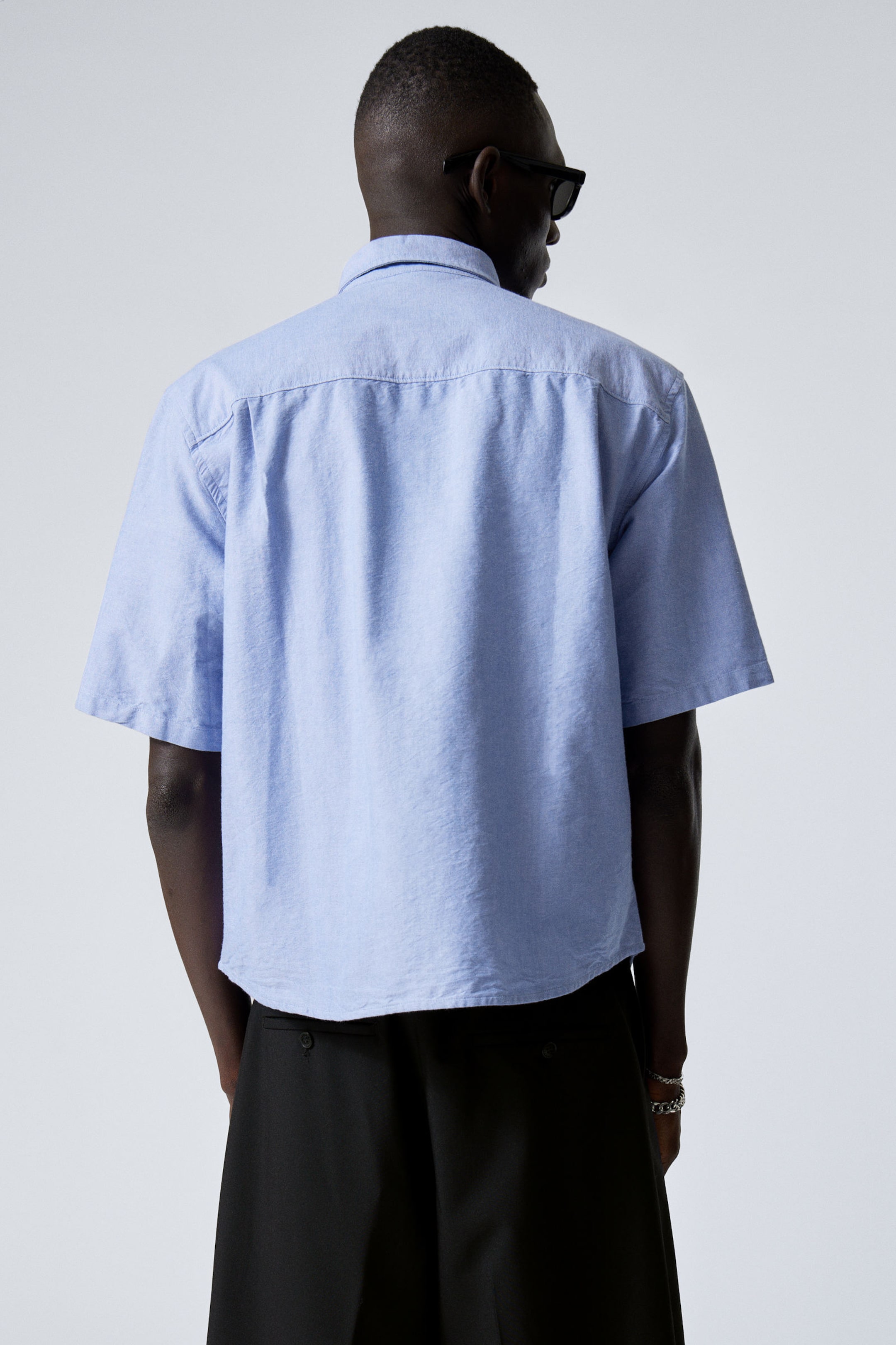 Light Dusty Blue - Loose Fit Short-Sleeved Button-down Shirt - 2