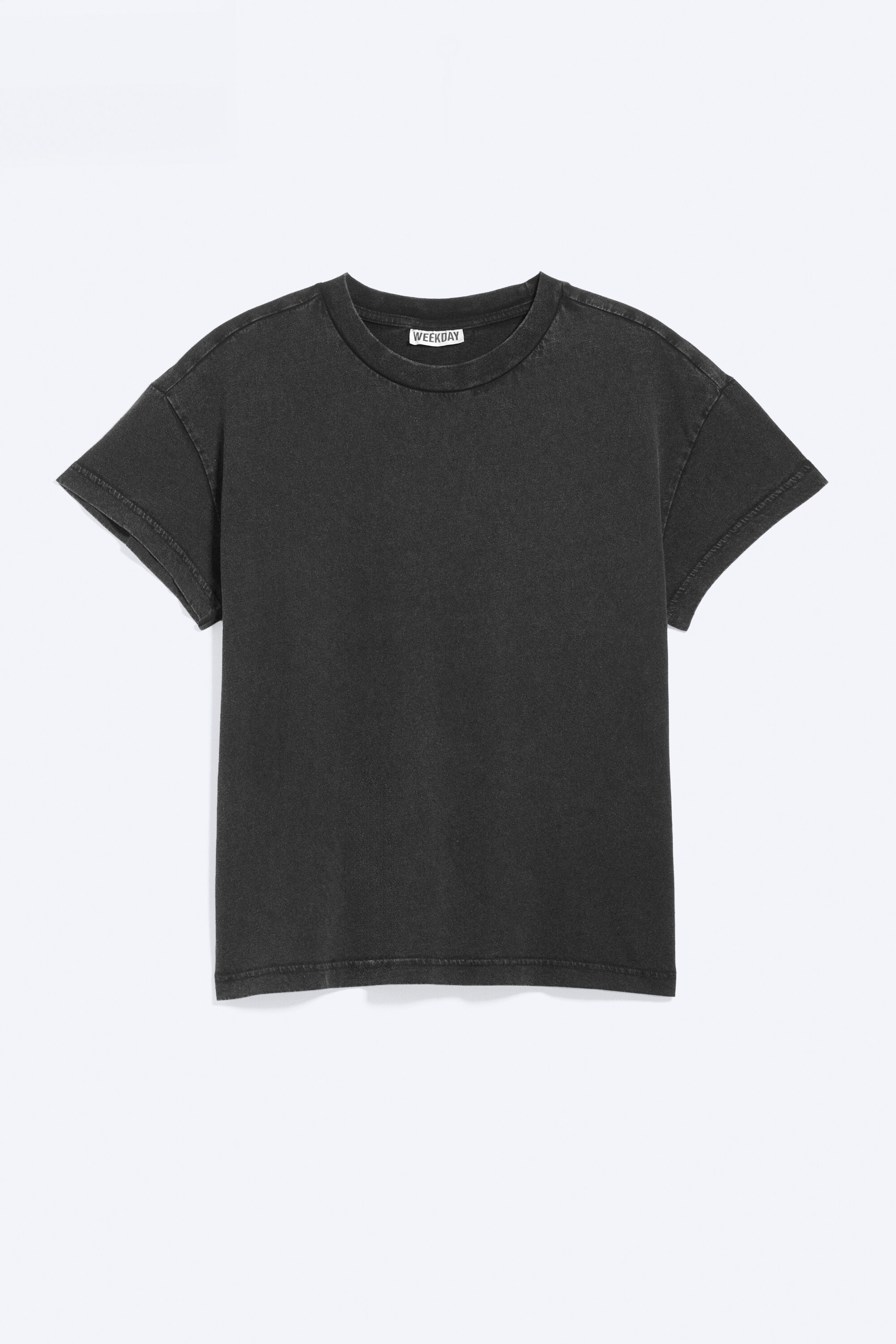 Sliten Svart - T-shirt i boxig modell med holkärm i bomull - 4