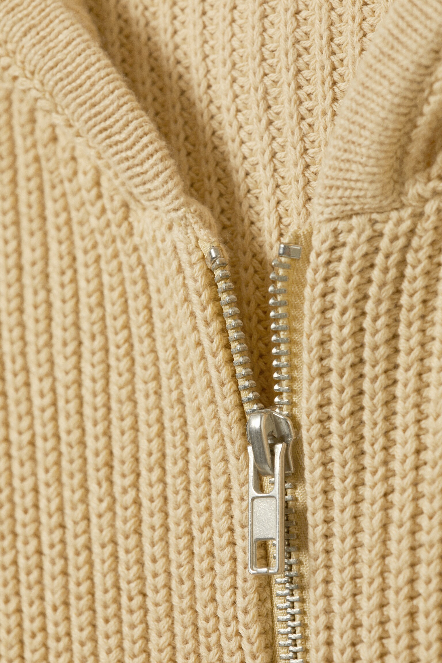 Long Knitted Zip Hoodie - Beige/Black - 4