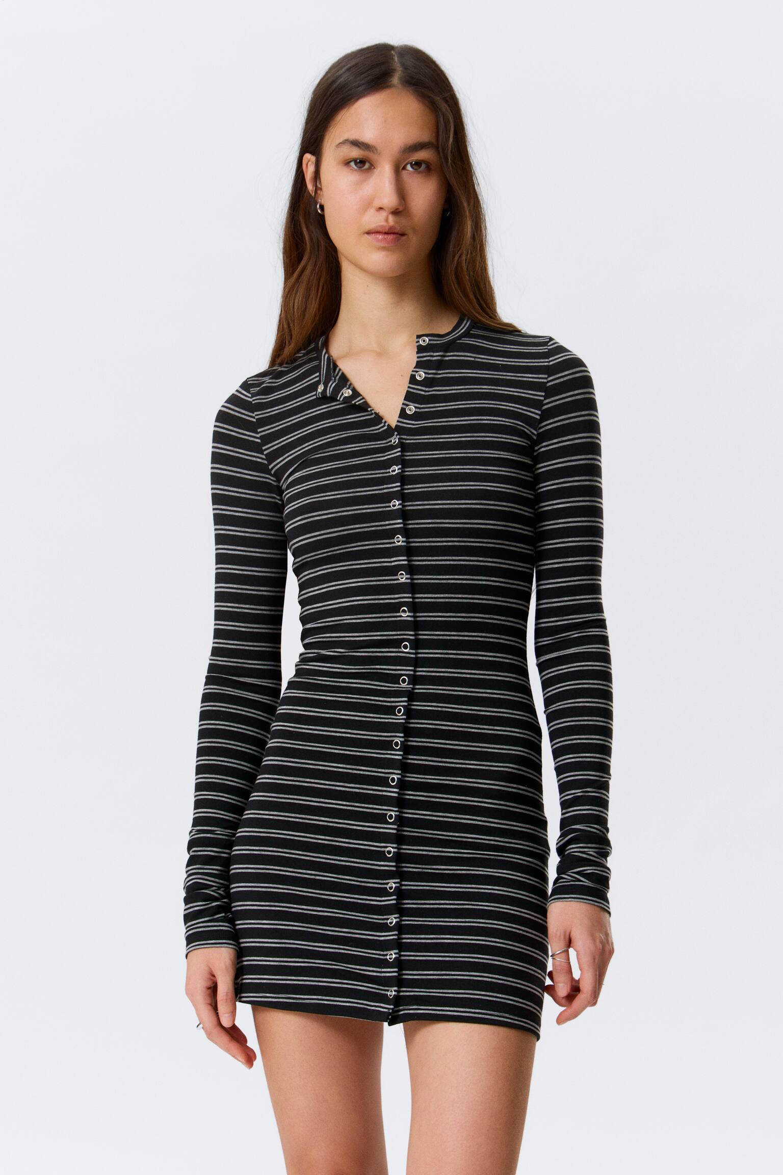 Long-Sleeved Popper Mini Dress - Zwart met strepen/Zwart - 6