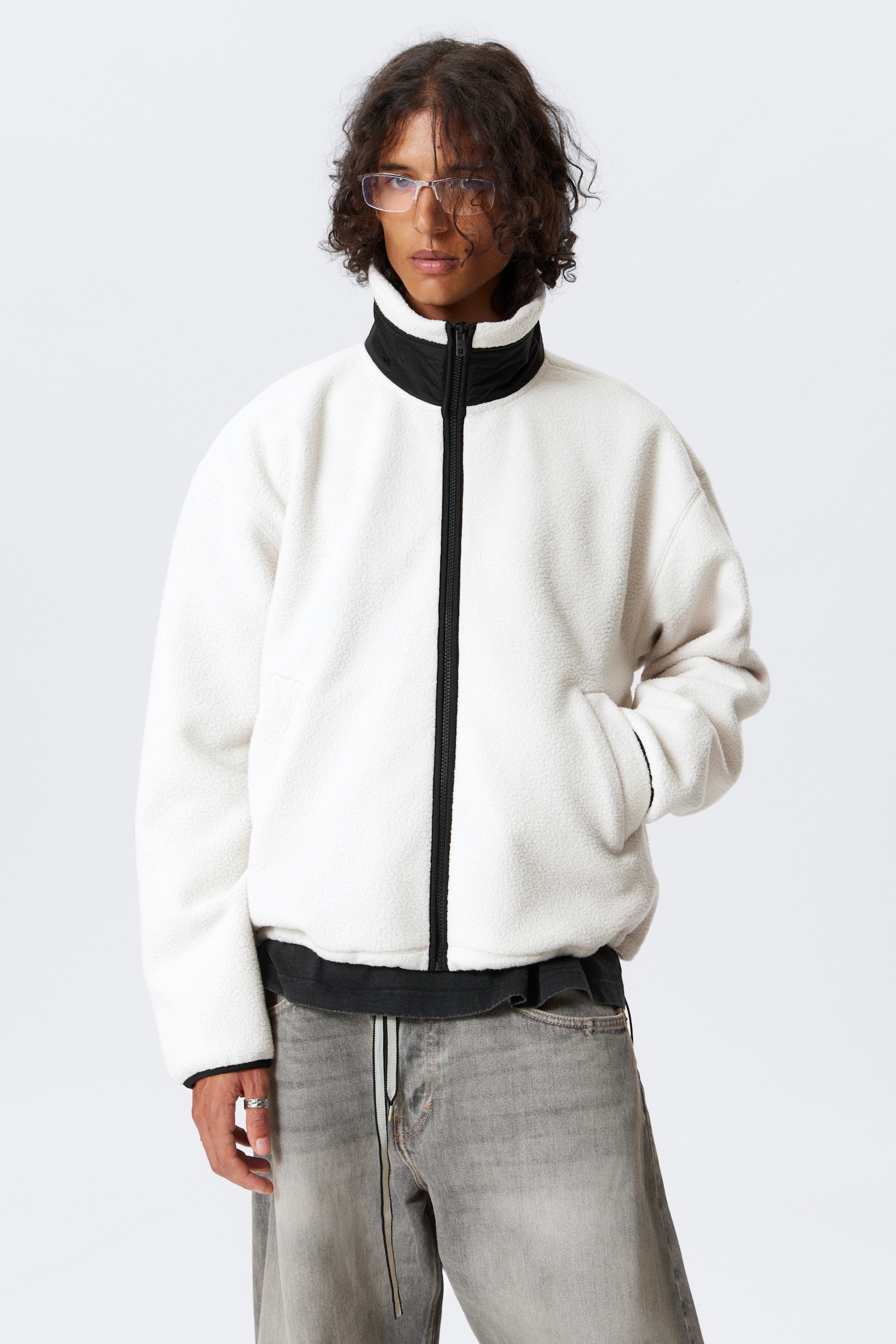 Locker geschnittene Fleecejacke mit Reißverschluss - Weiß/Schwarz/Grün marmoriert - 4