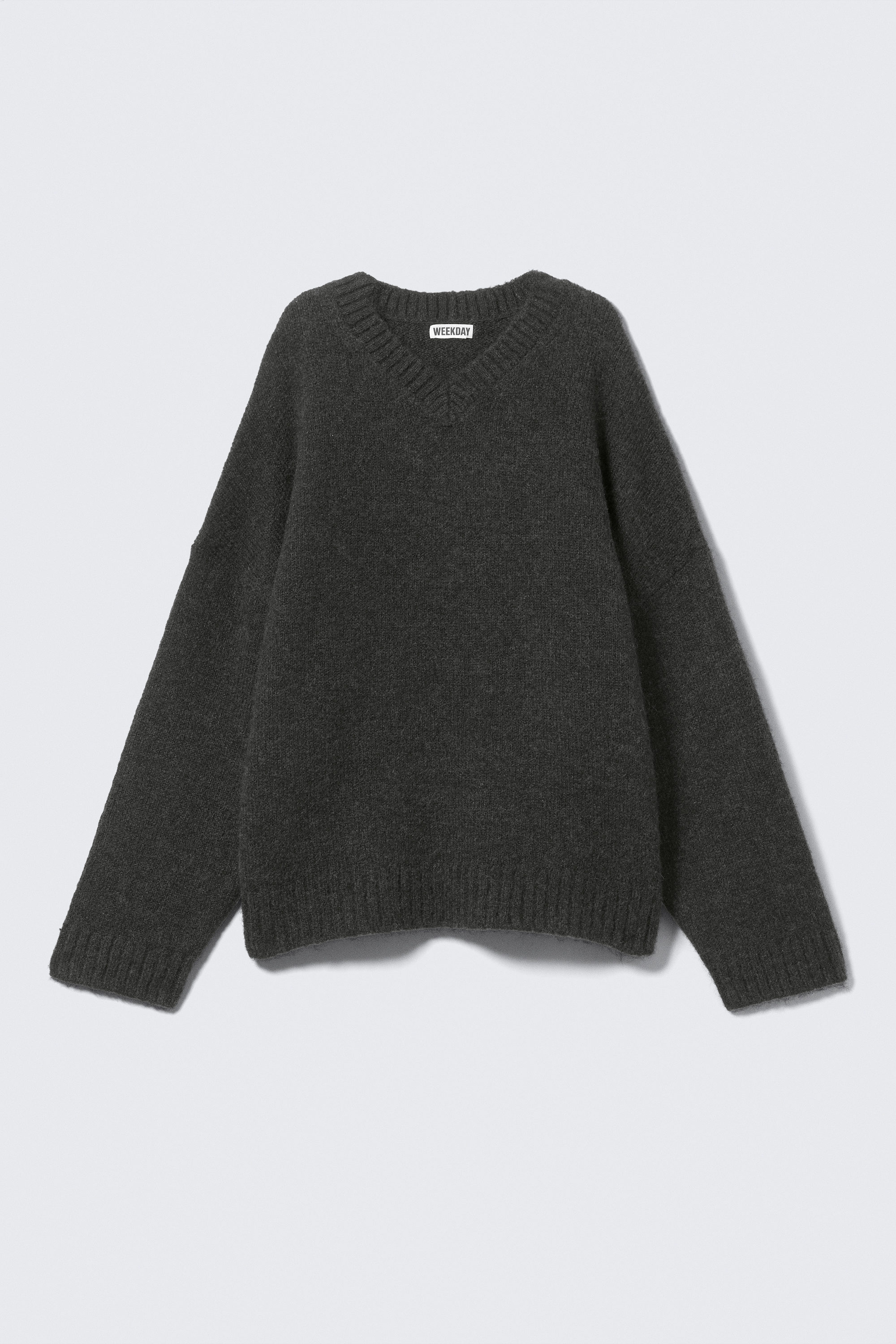Schwarz - Oversized Pullover aus Wollmix mit V-Ausschnitt - 1