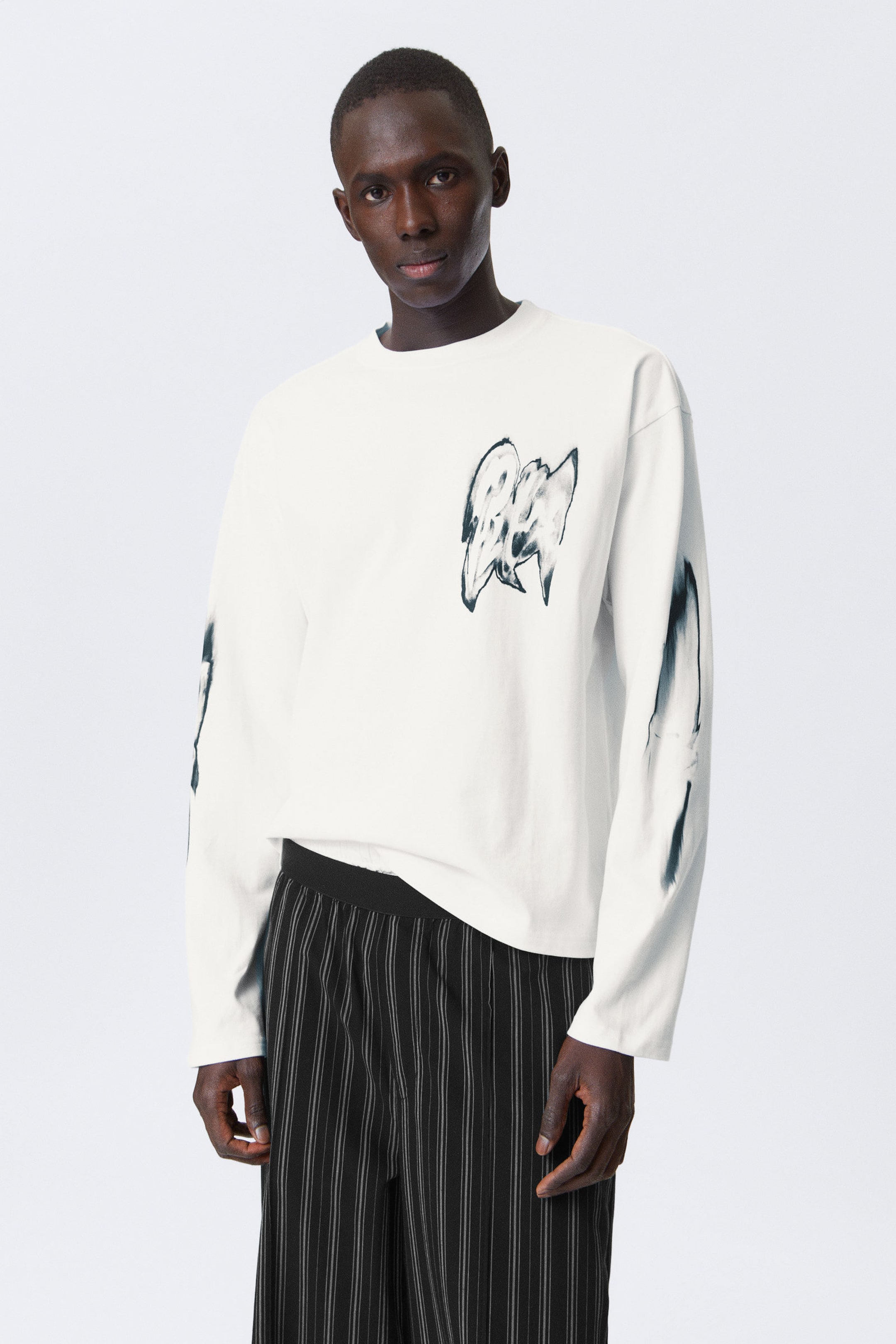 #FFFFFF - Great Boxy Graphic Long Sleeve T-shirt - 2